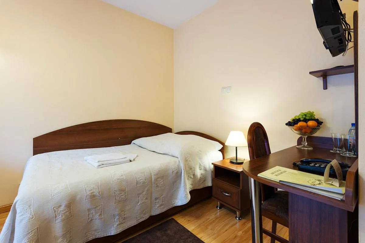 Photo of the whole room, Bed in Hotel Victoria