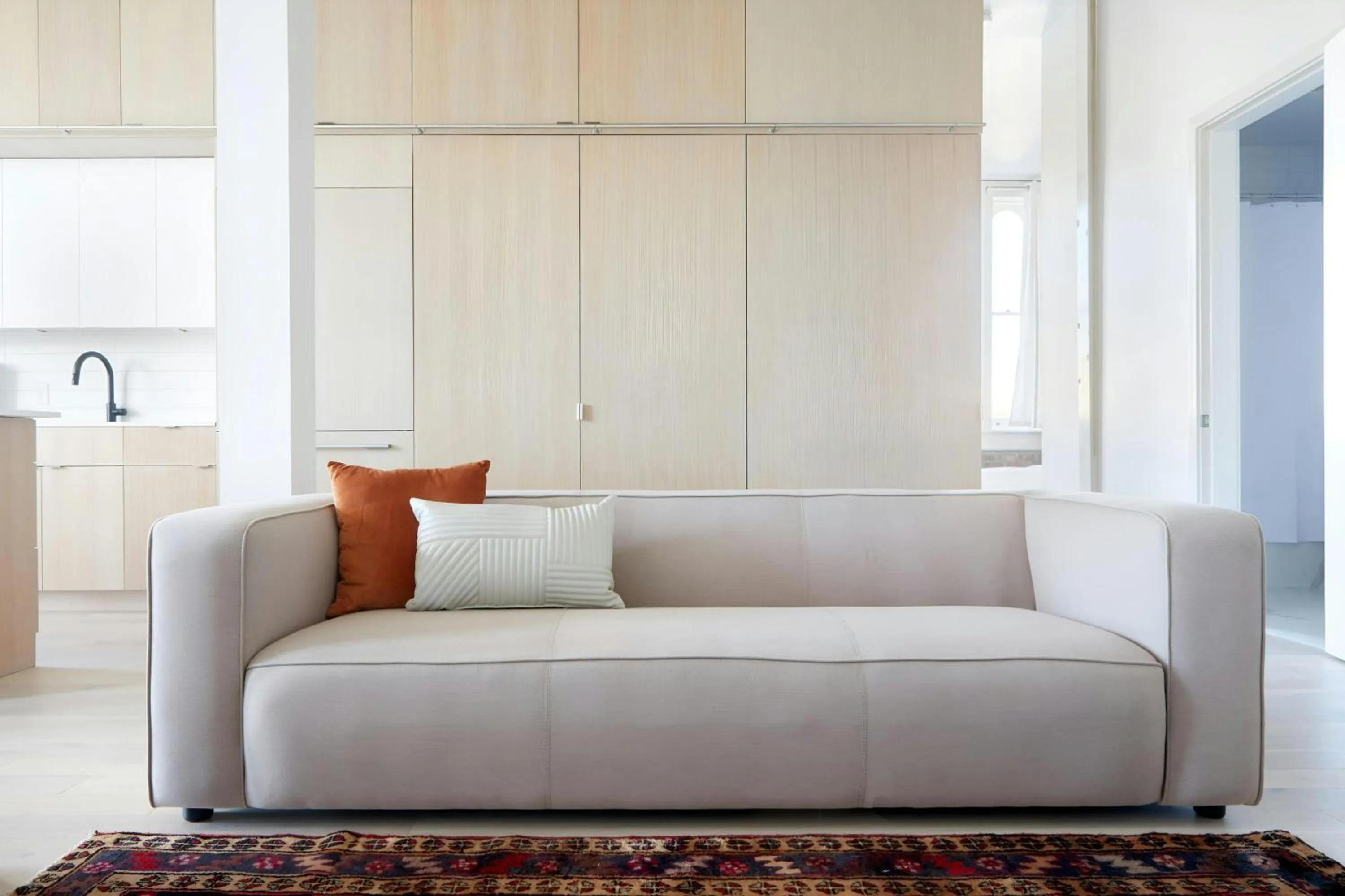 Living room in Sonder by Marriott Bonvoy Gravier Place Apartments Medical