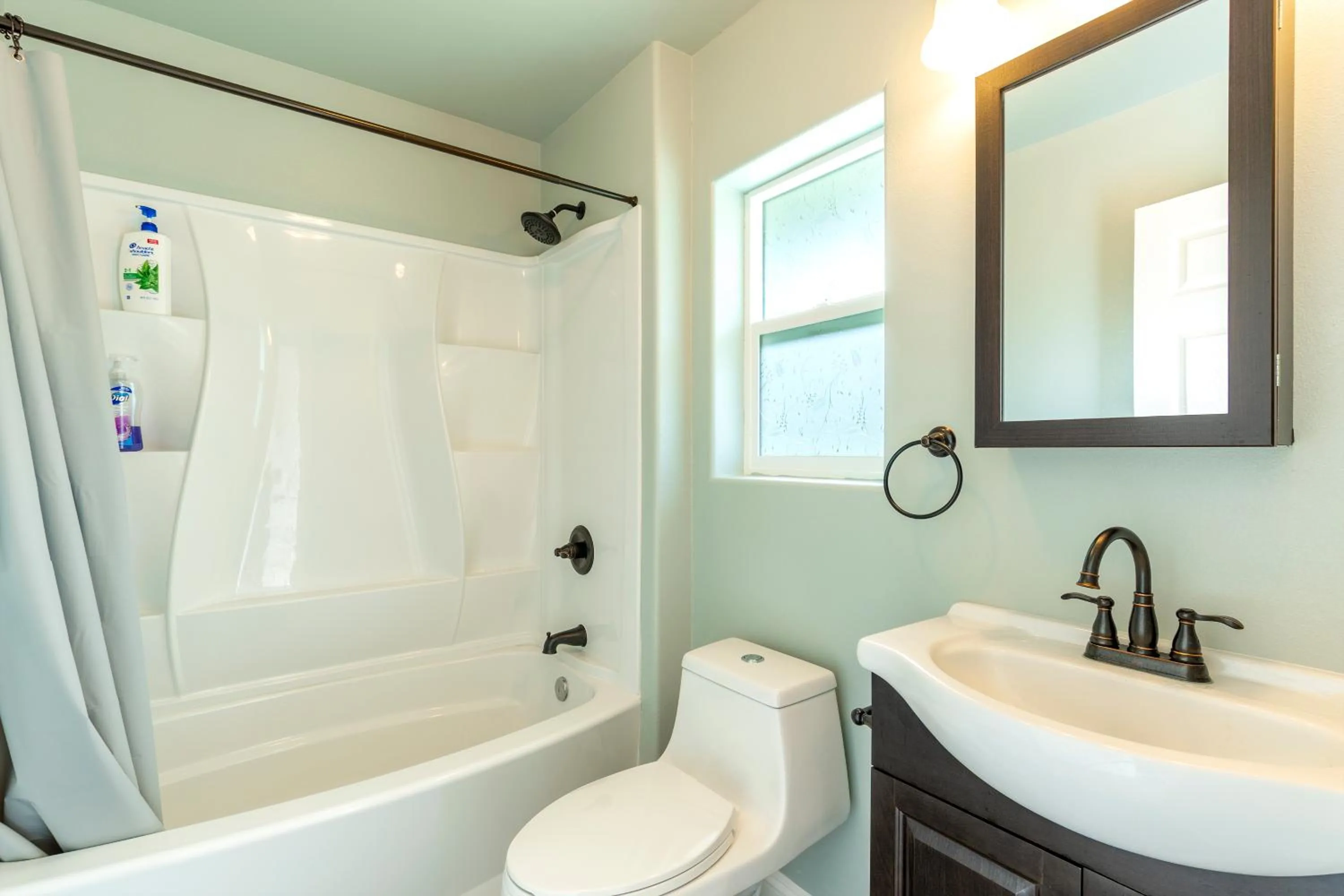 Bathroom in Ocean Breeze Inn