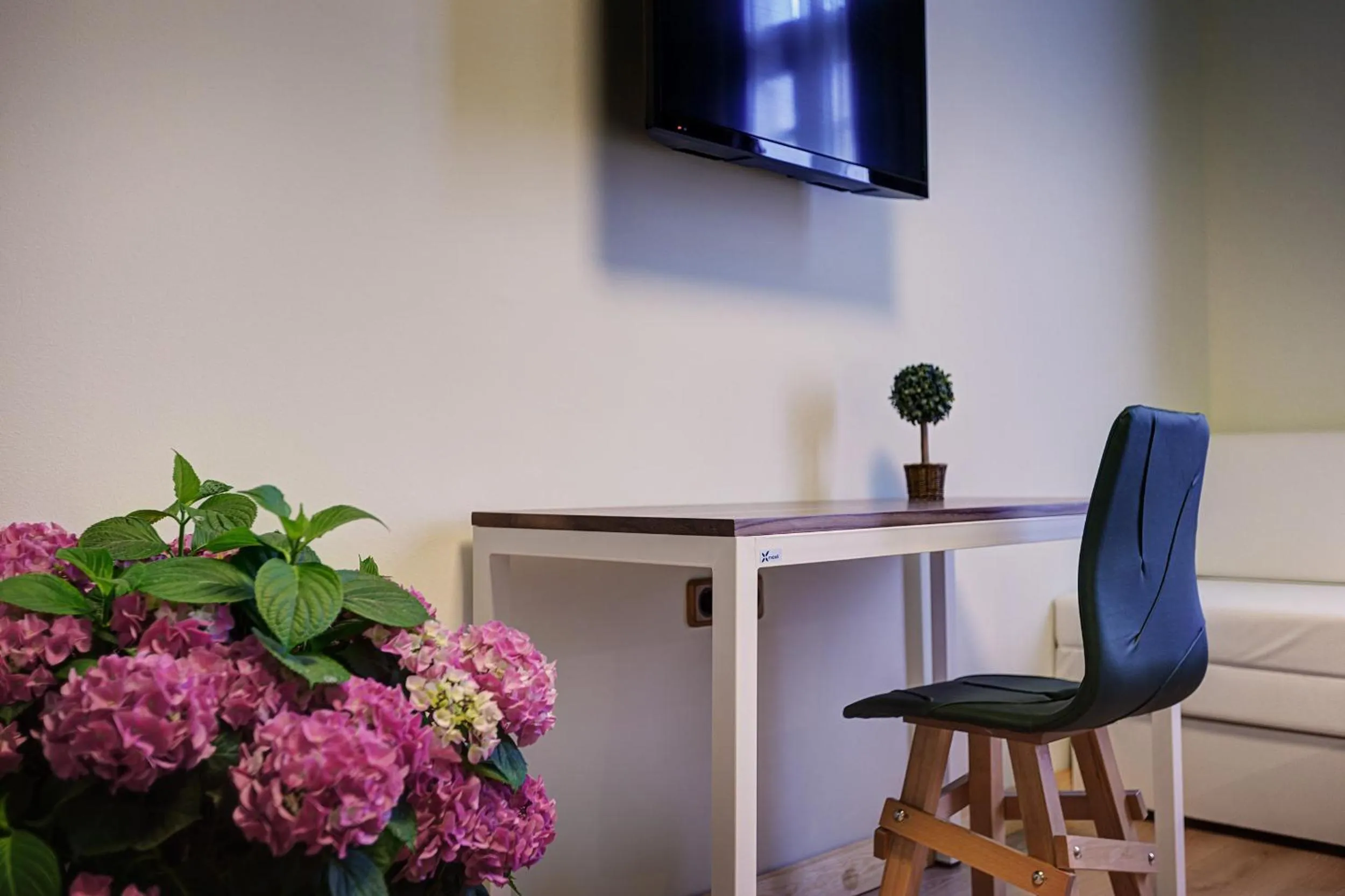 Seating area in Colors Ladadika Thessaloniki