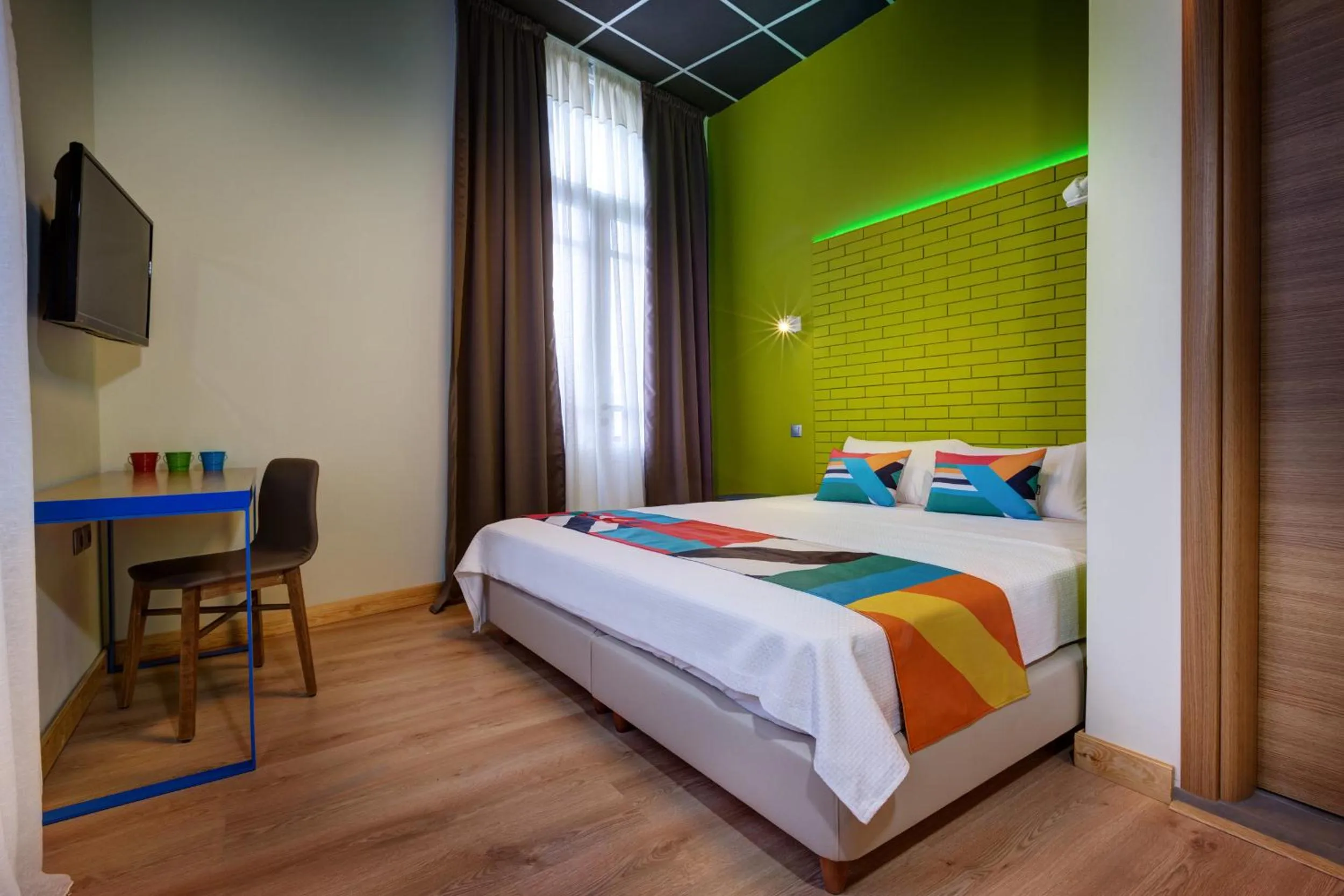 Bed in Colors Ladadika Thessaloniki