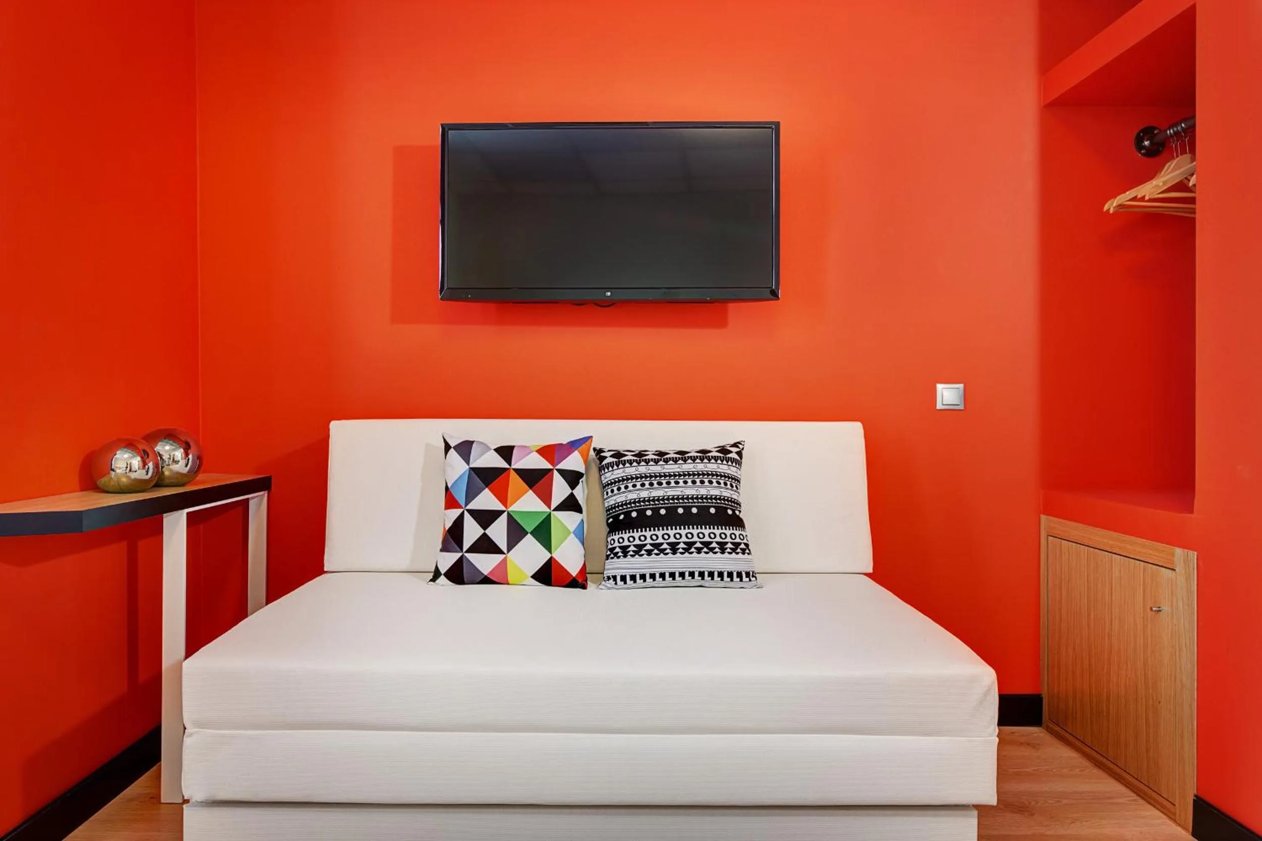 Decorative detail, Bed in Colors Ladadika Thessaloniki