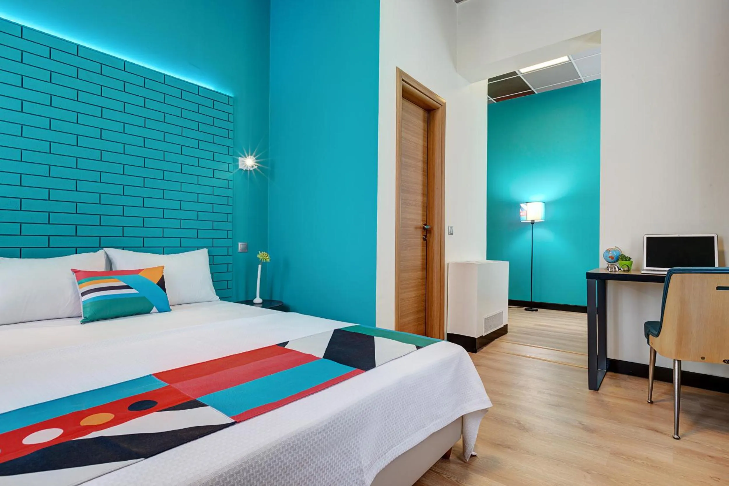 Bed in Colors Ladadika Thessaloniki