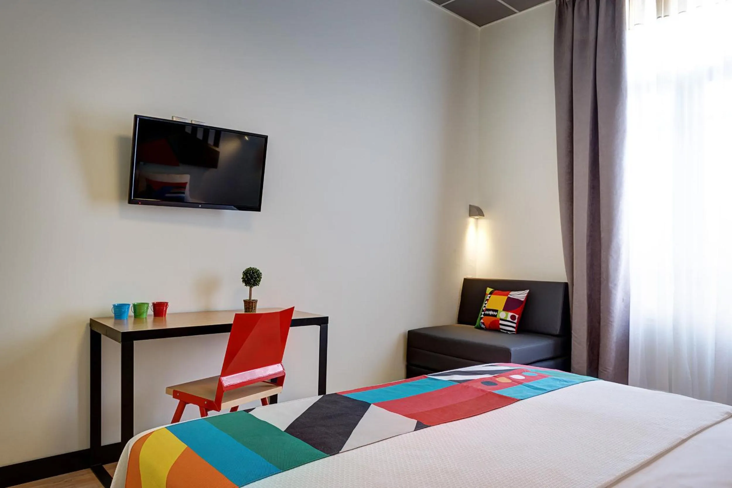 Bed in Colors Ladadika Thessaloniki