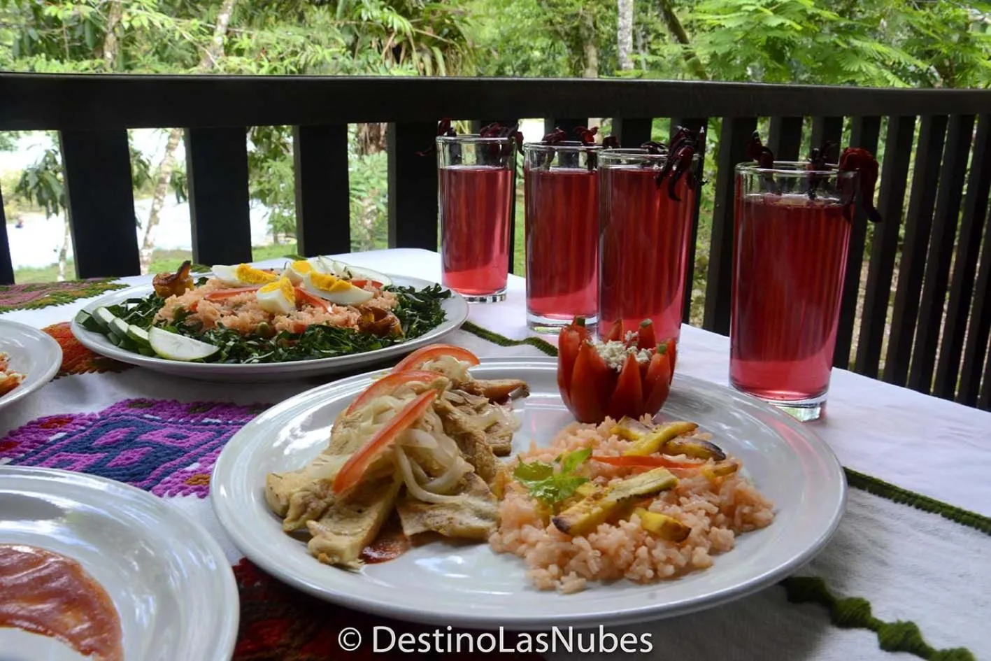 Restaurant/places to eat in Ciudad de Las Rocas