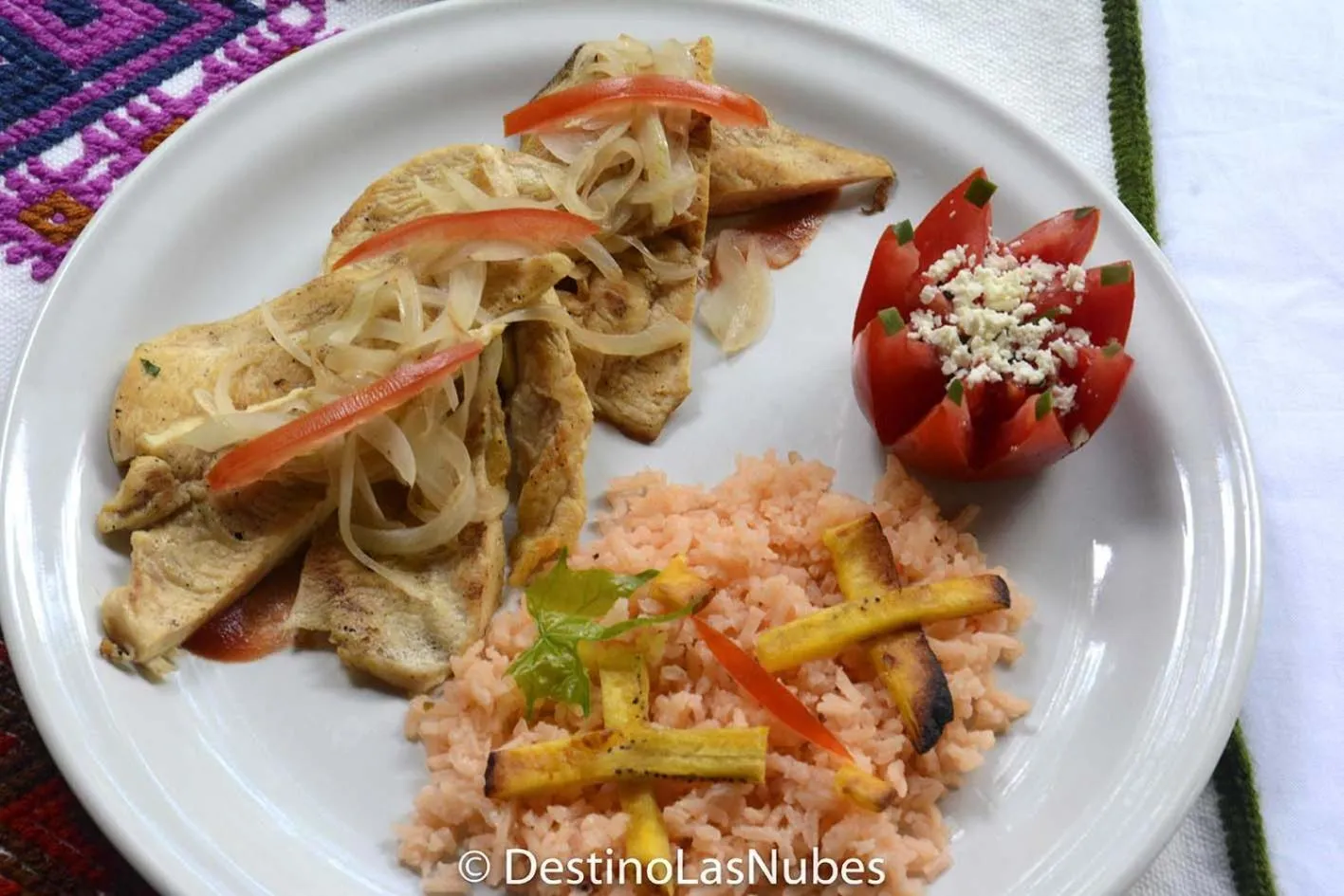 Restaurant/places to eat in Ciudad de Las Rocas