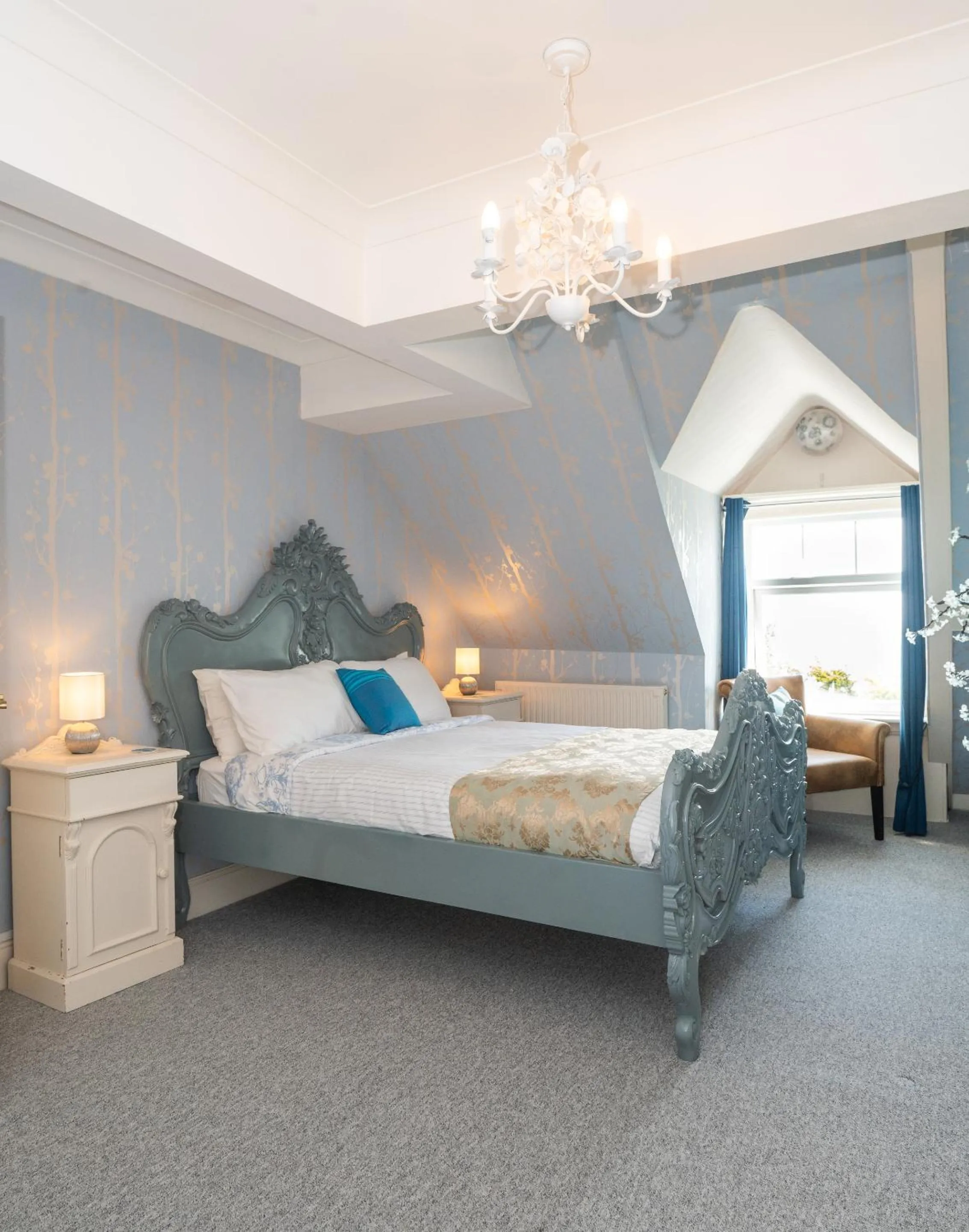 Bedroom, Bed in Enchanted Manor