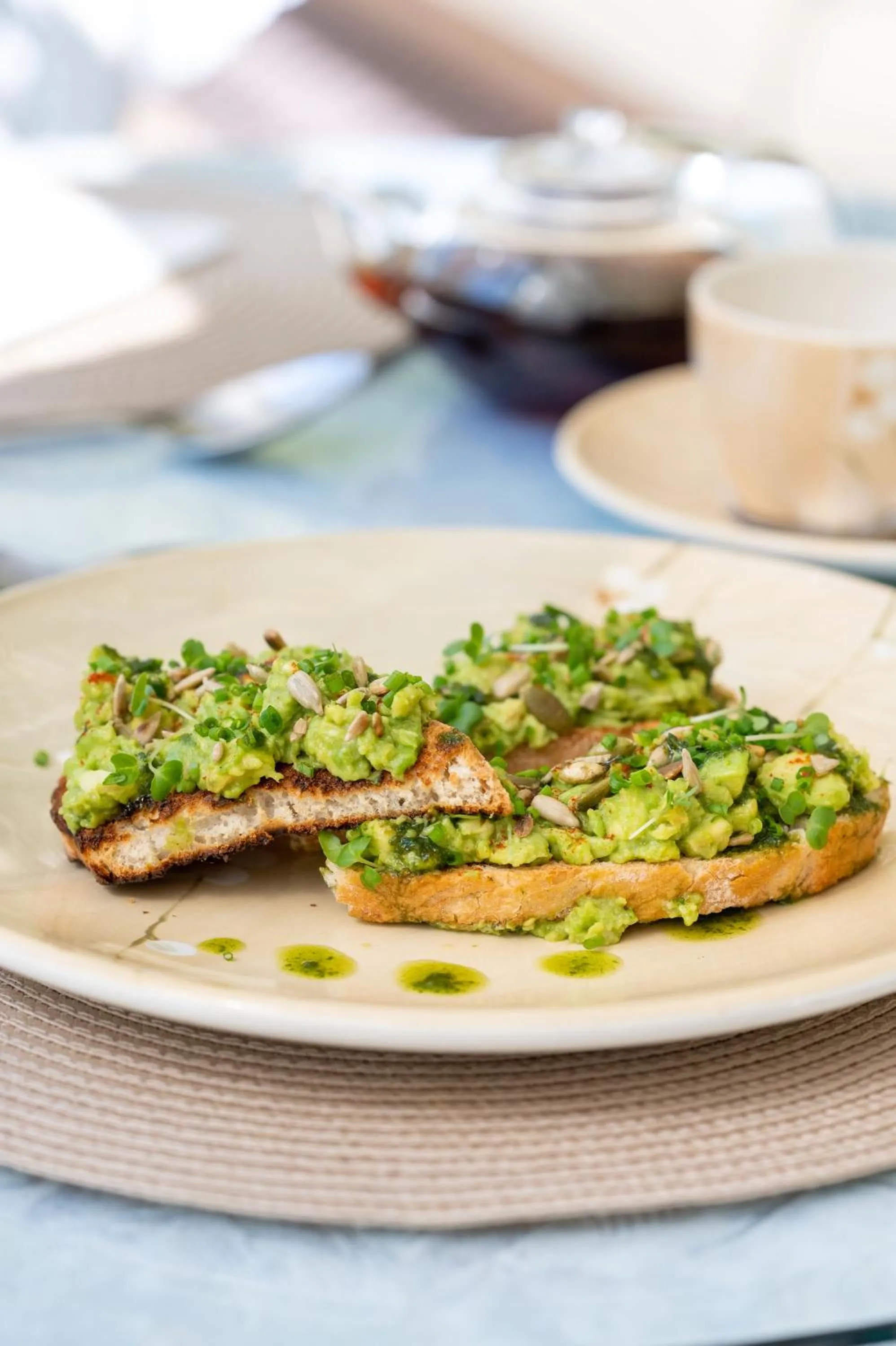 Food and drinks in Enchanted Manor