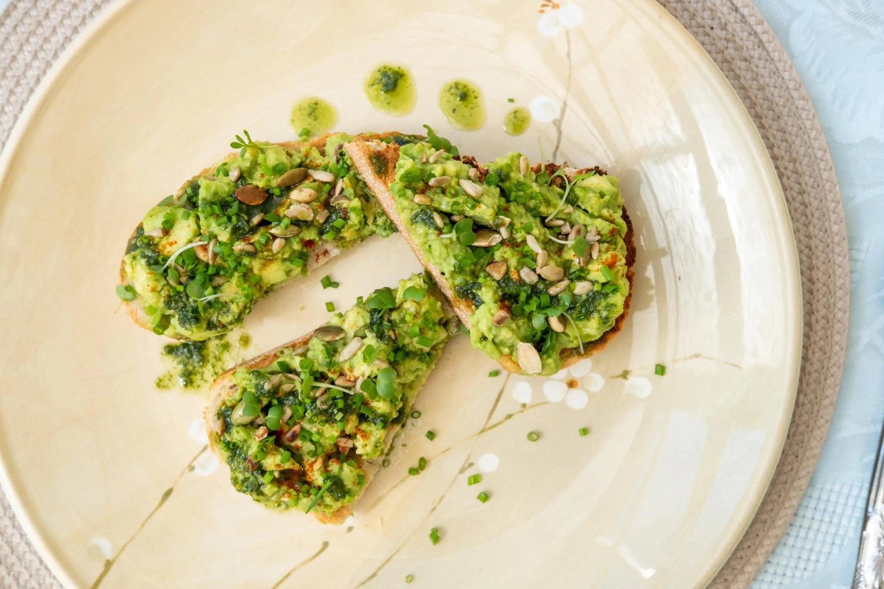 Food and drinks in Enchanted Manor