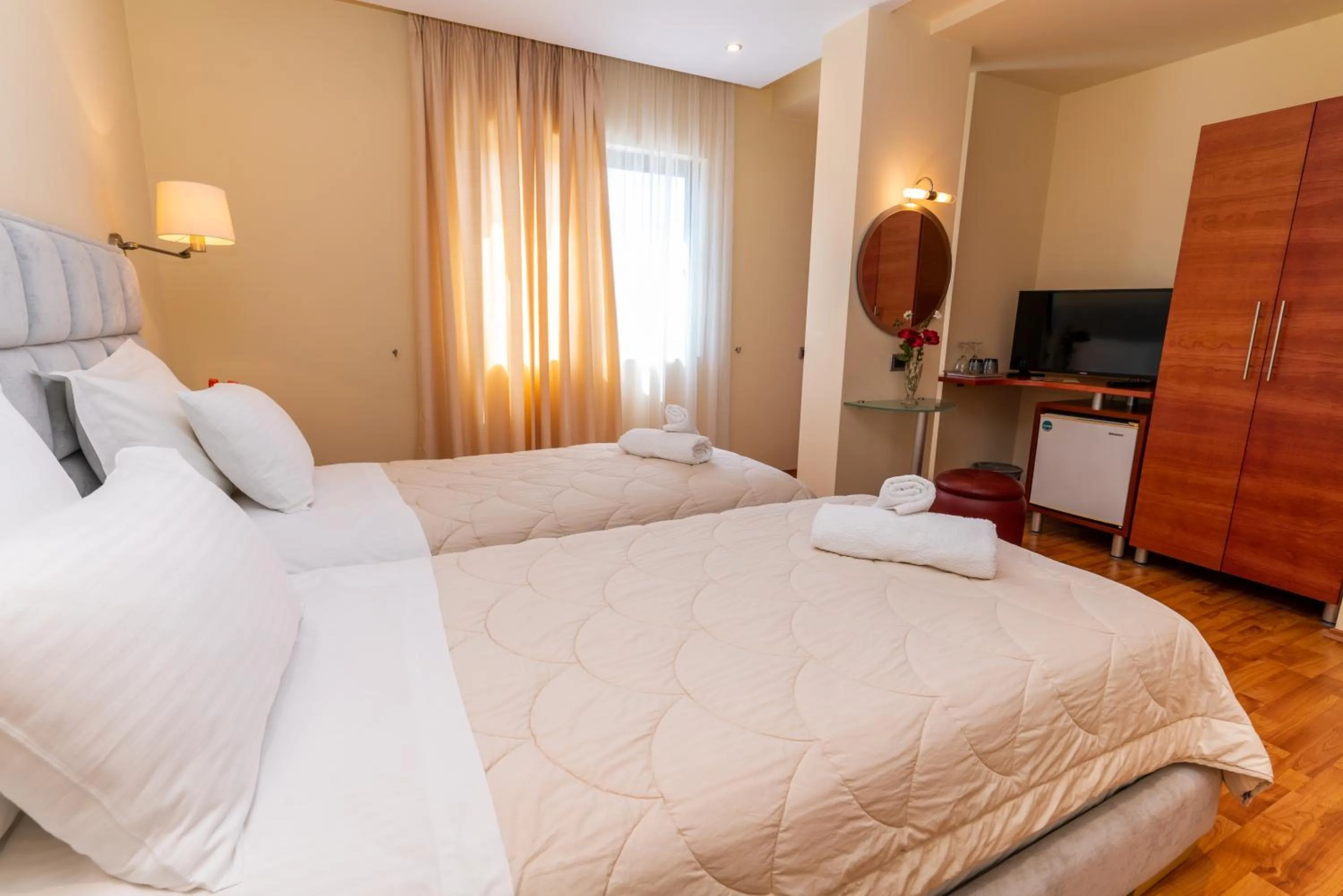 Photo of the whole room, Bed in Hotel Brilant Saranda