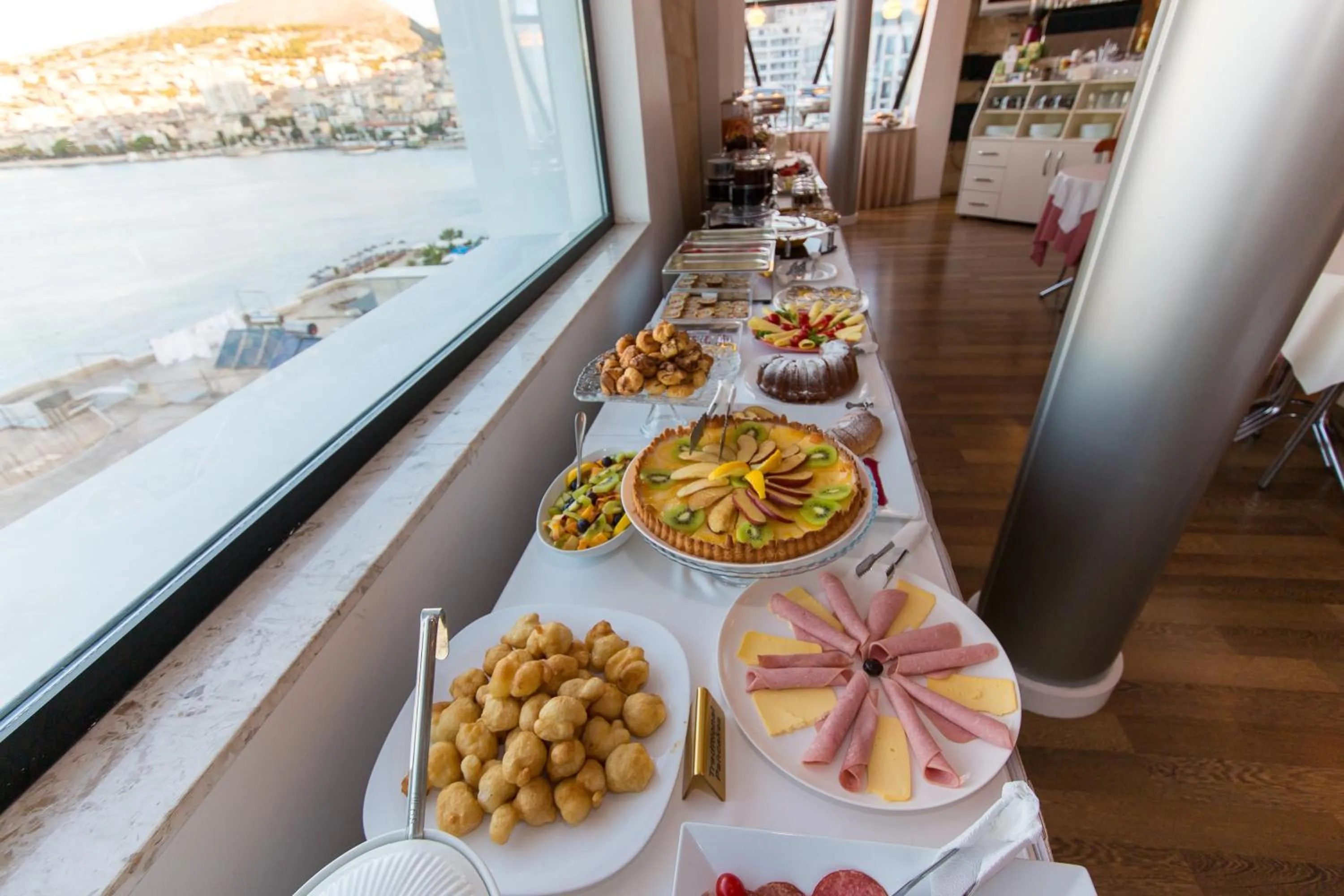 Buffet breakfast in Hotel Brilant Saranda
