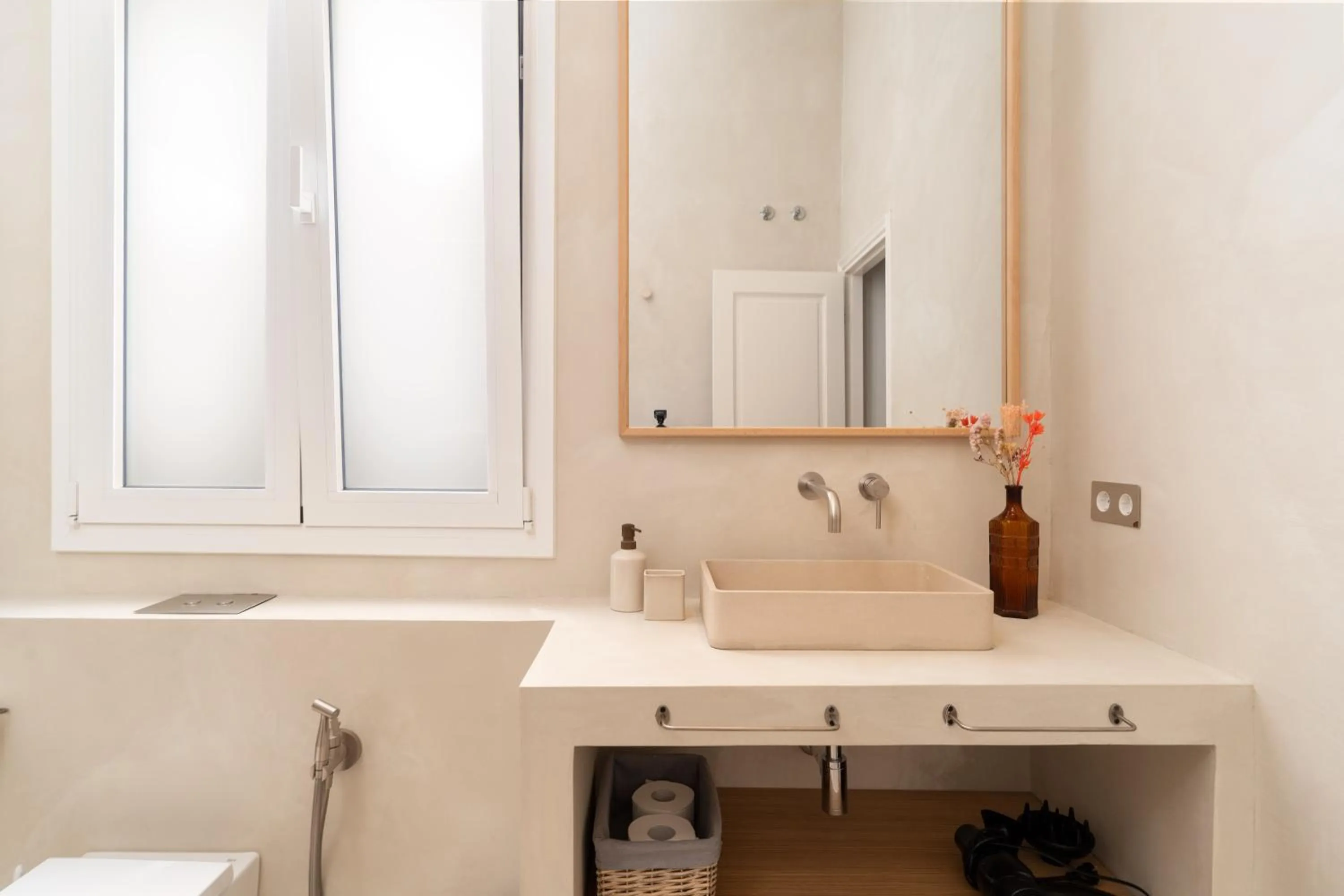 Bathroom in BCN Apartments 41