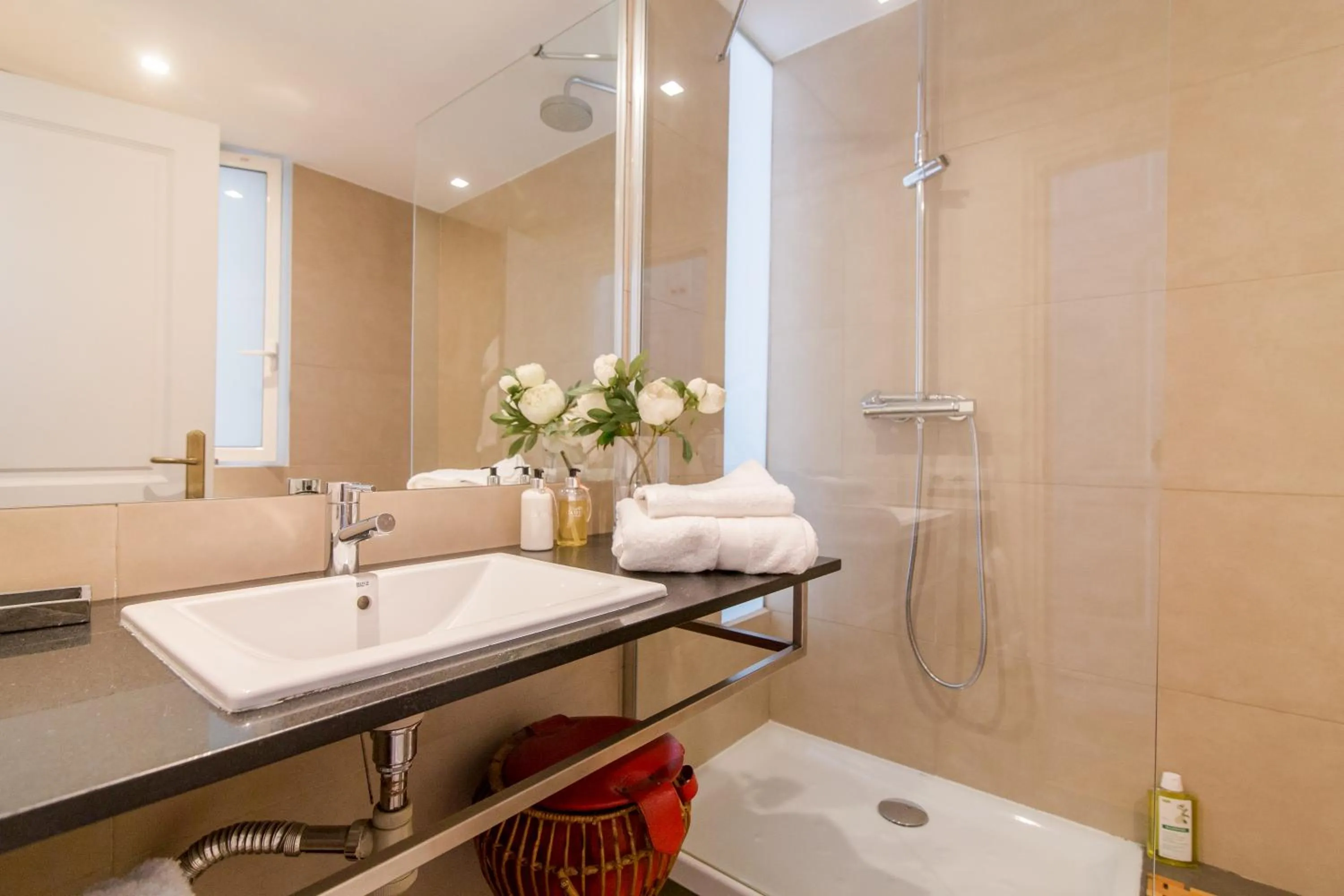 Bathroom in BCN Apartments 41