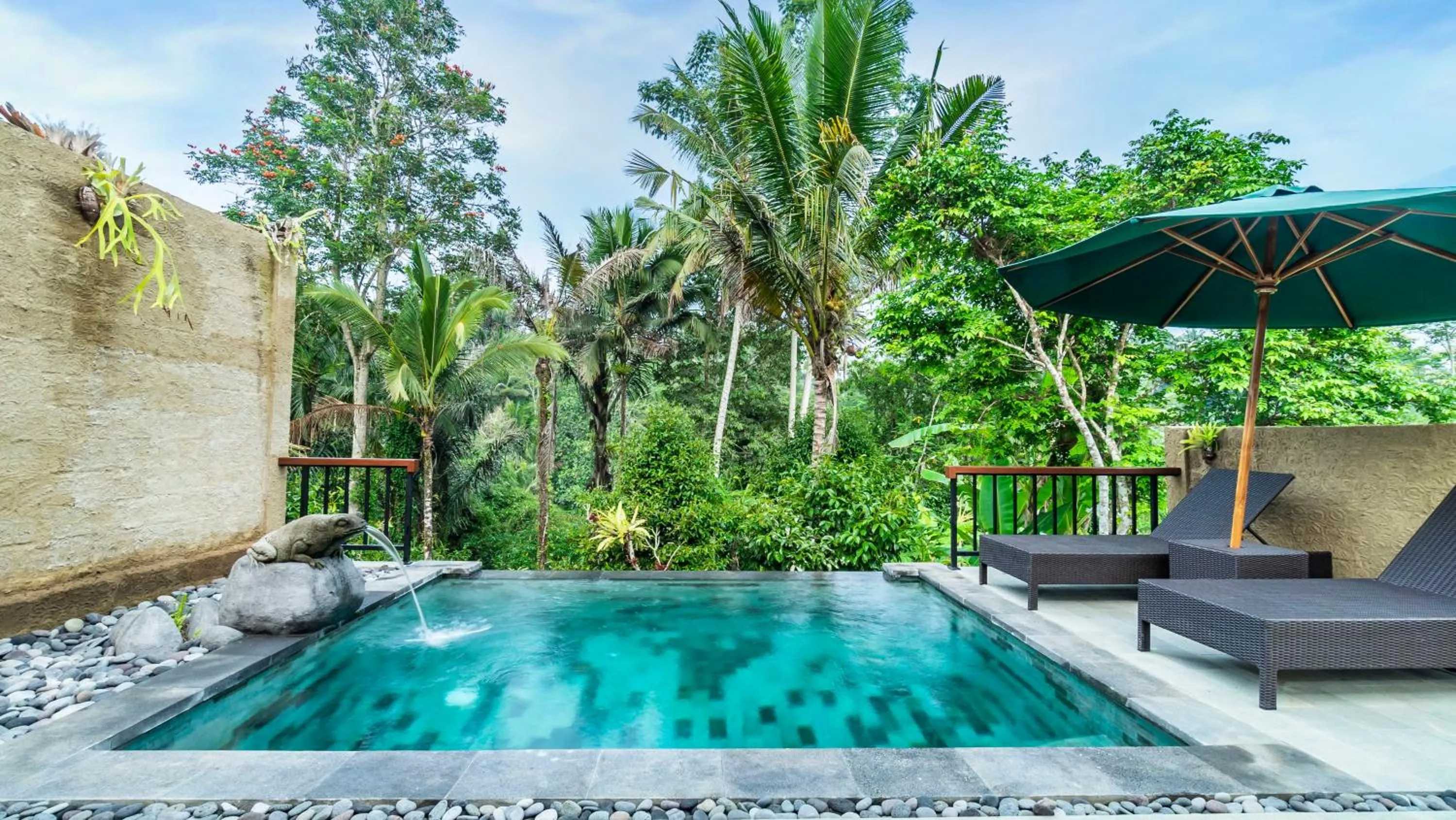 Spring in Uma Kakul Villas