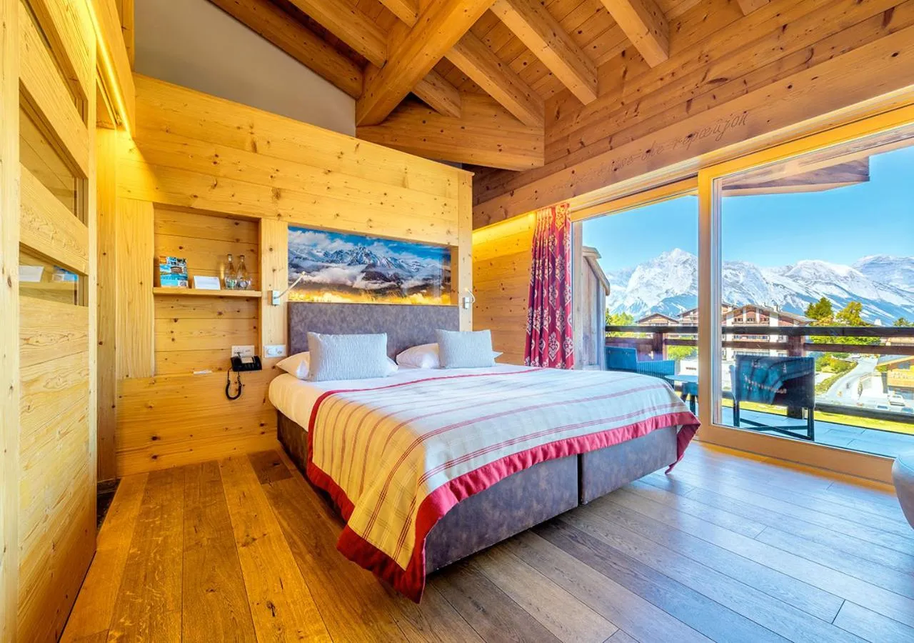 Bedroom, Bed in Nendaz 4 Vallées & SPA 4* Superior