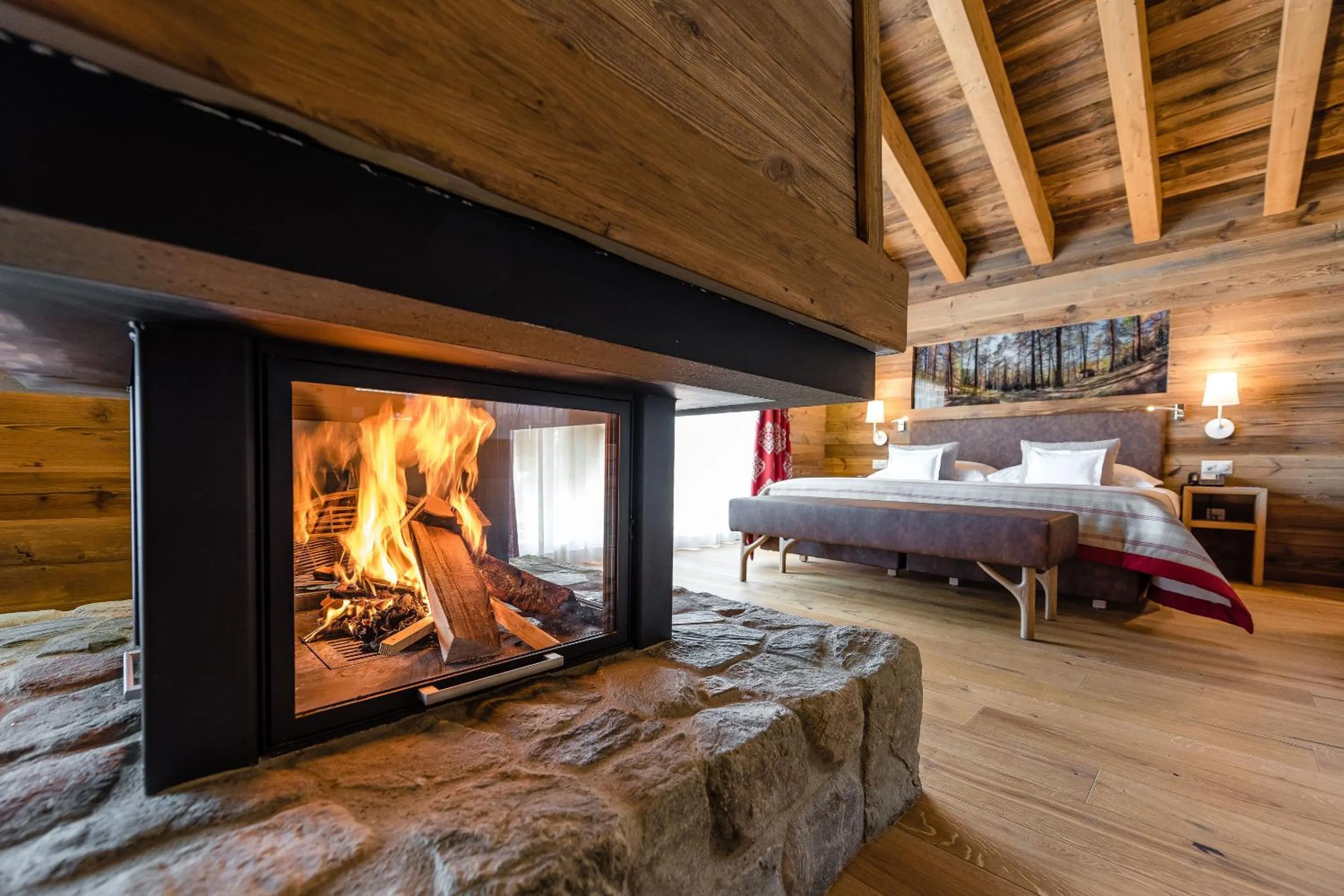 flat iron, Bed in Nendaz 4 Vallées & SPA 4* Superior