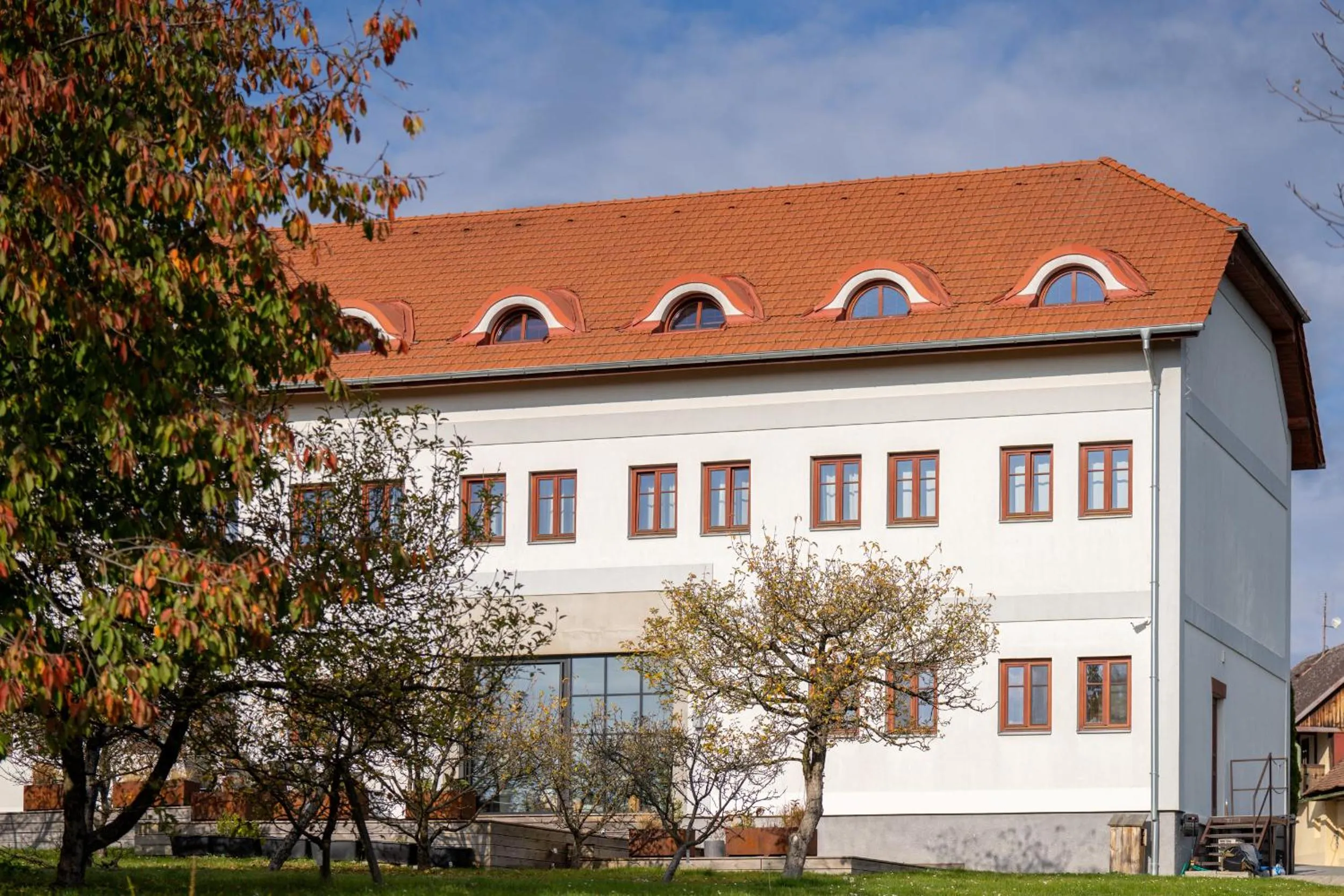 Property building in Hotel Grunt