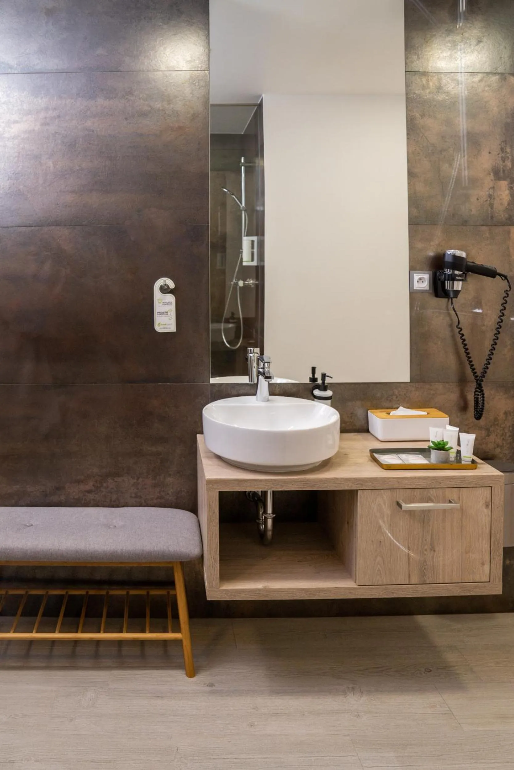 Bathroom in Hotel Grunt