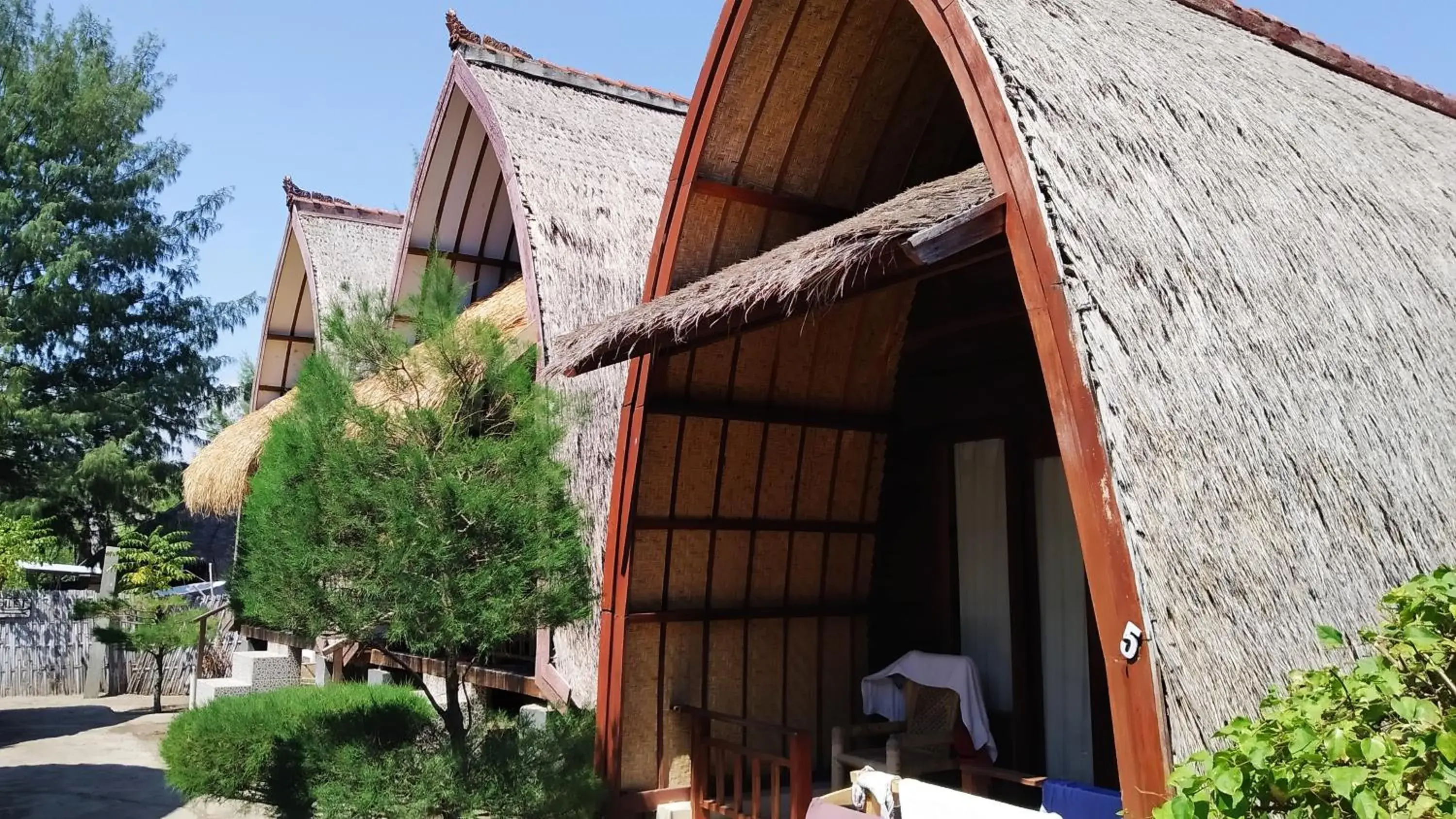 Deluxe Room in Sunset Beach Bungalow Deluxe Room in Sunset Beach Bungalow