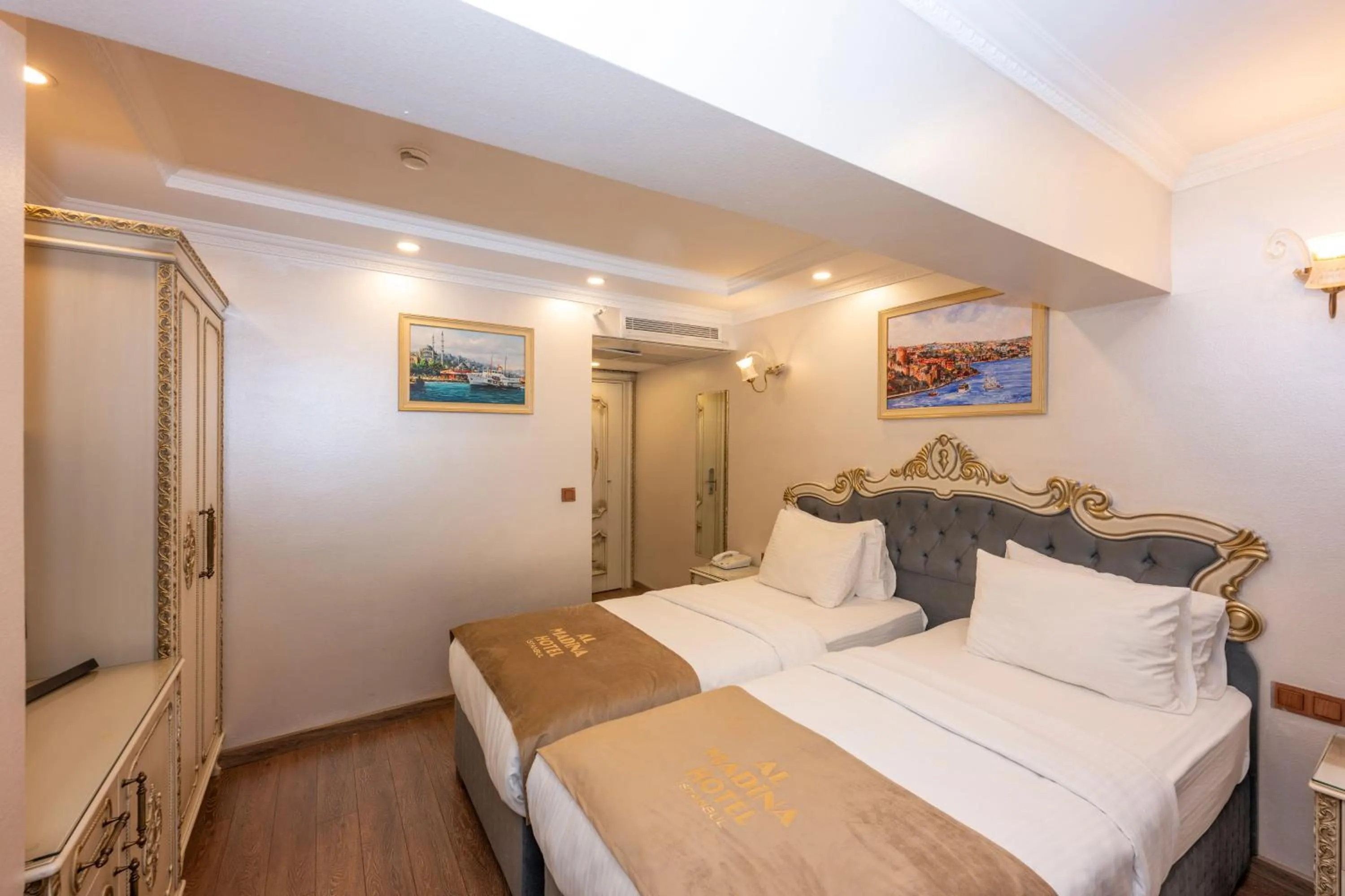 Photo of the whole room, Bed in Almadina Hotel Istanbul