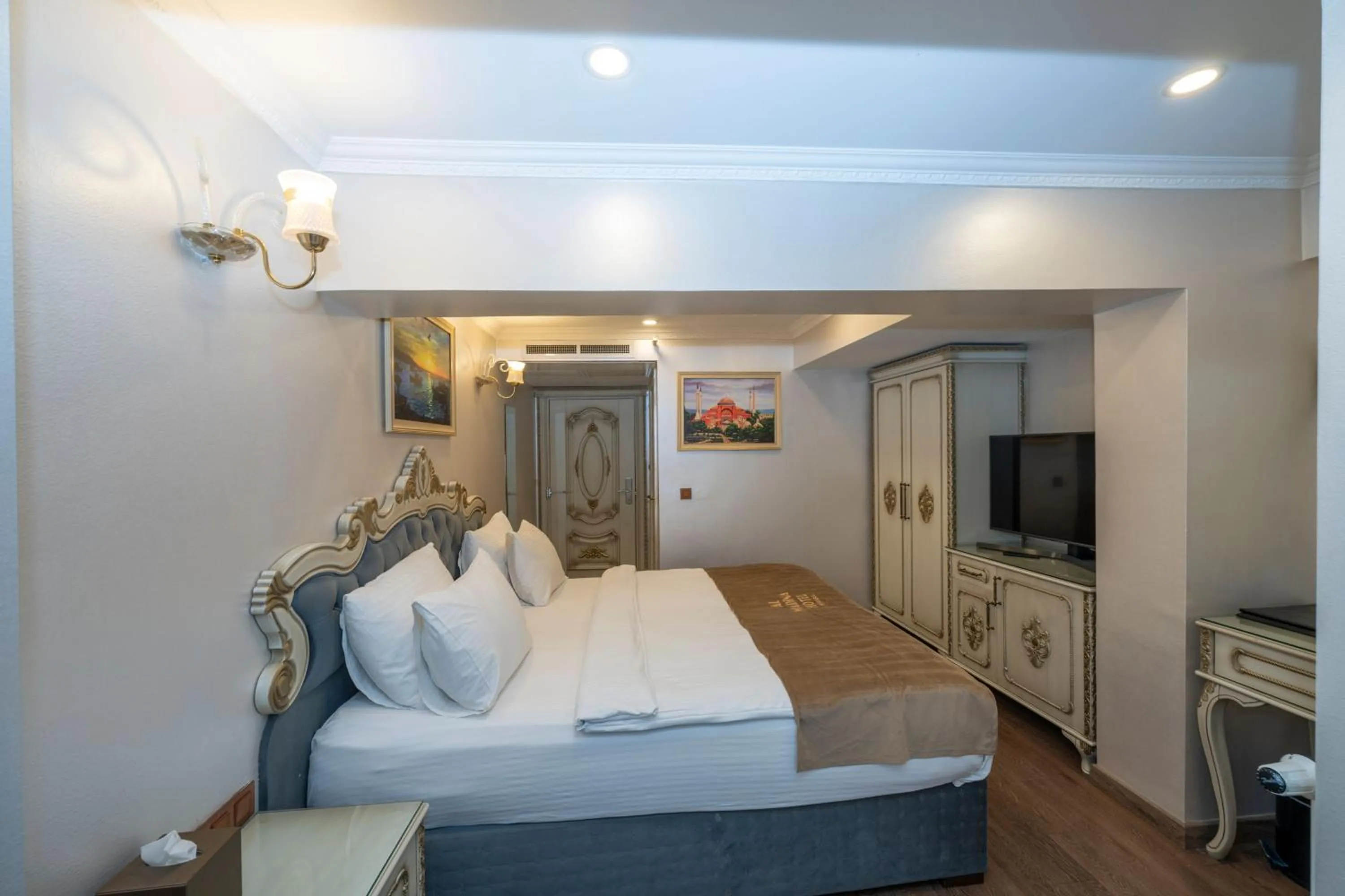 Bed in Almadina Hotel Istanbul