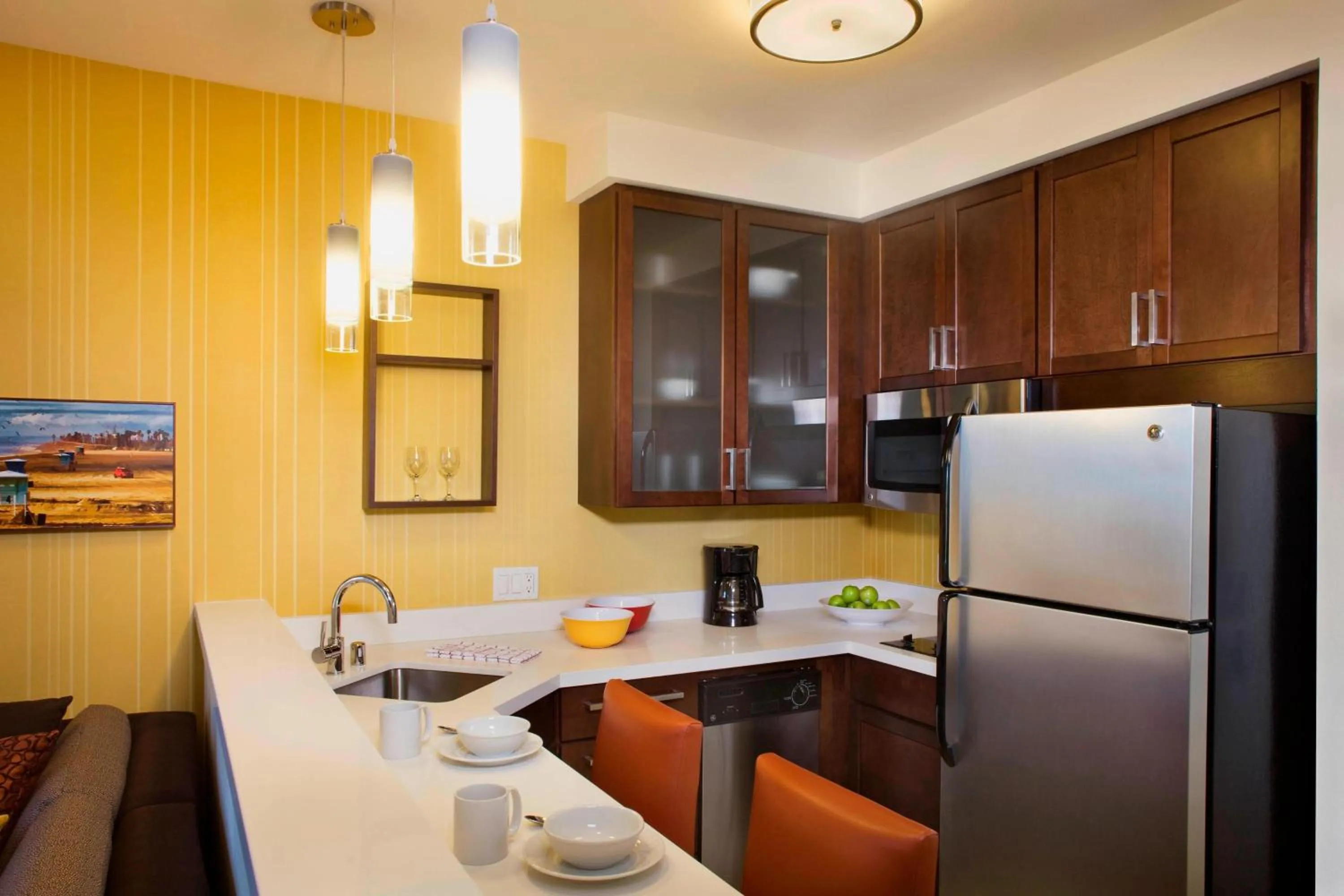Kitchen or kitchenette in Residence Inn by Marriott Tustin Orange County