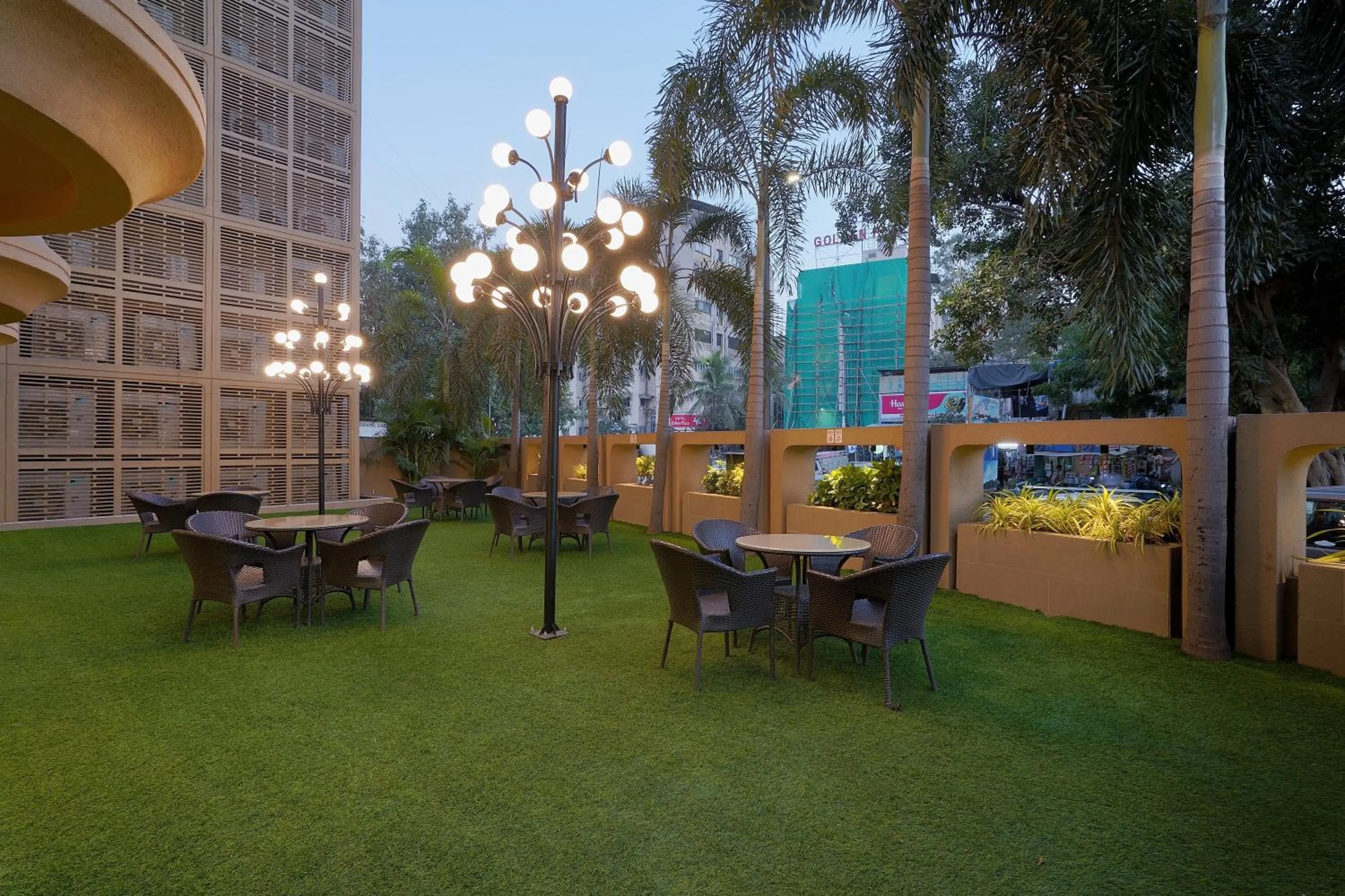 Garden in Artilla Inn