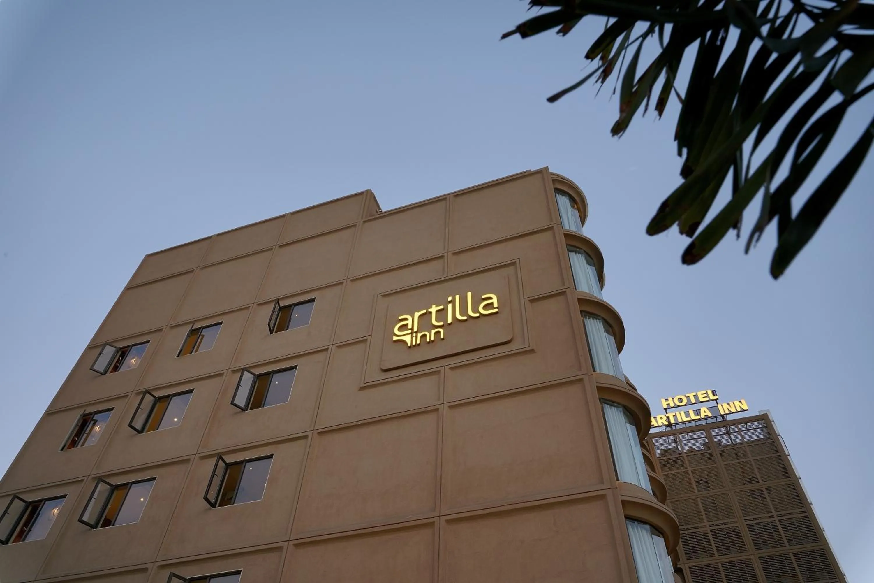 Facade/entrance in Artilla Inn