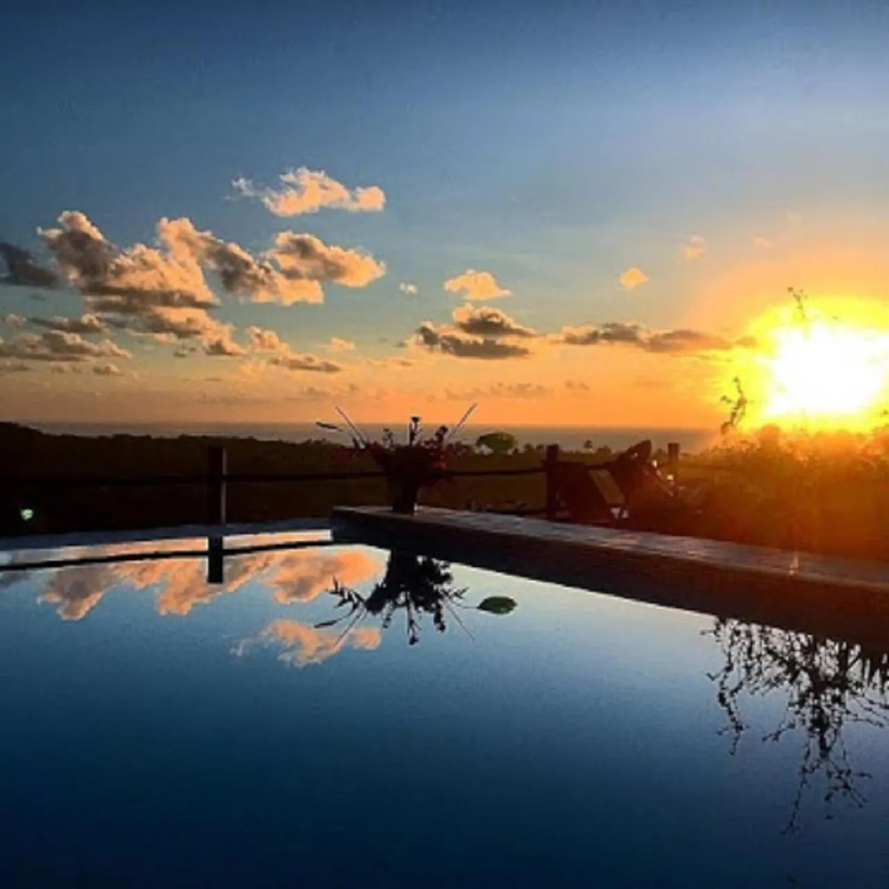 Swimming pool in Pousada Mar à Vista