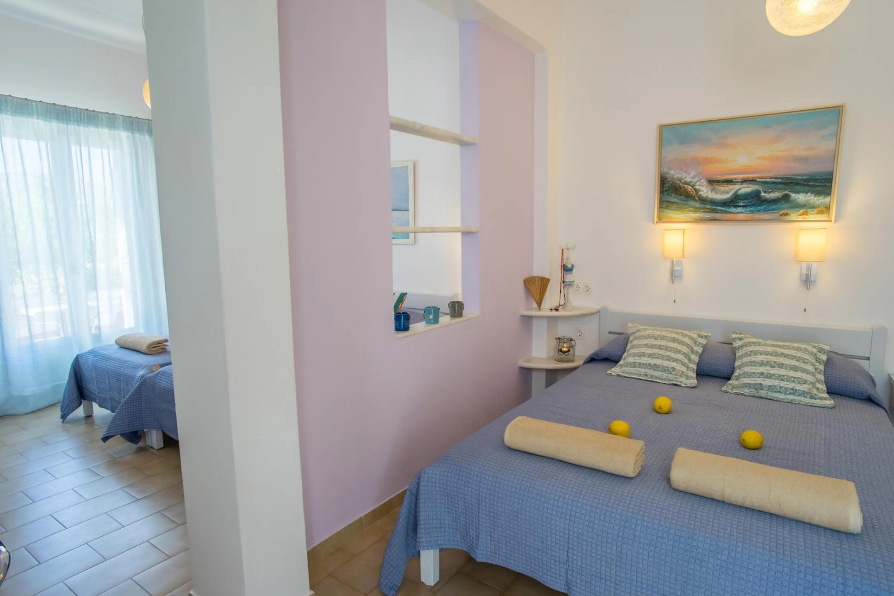 Photo of the whole room, Bed in Cyclades Studios