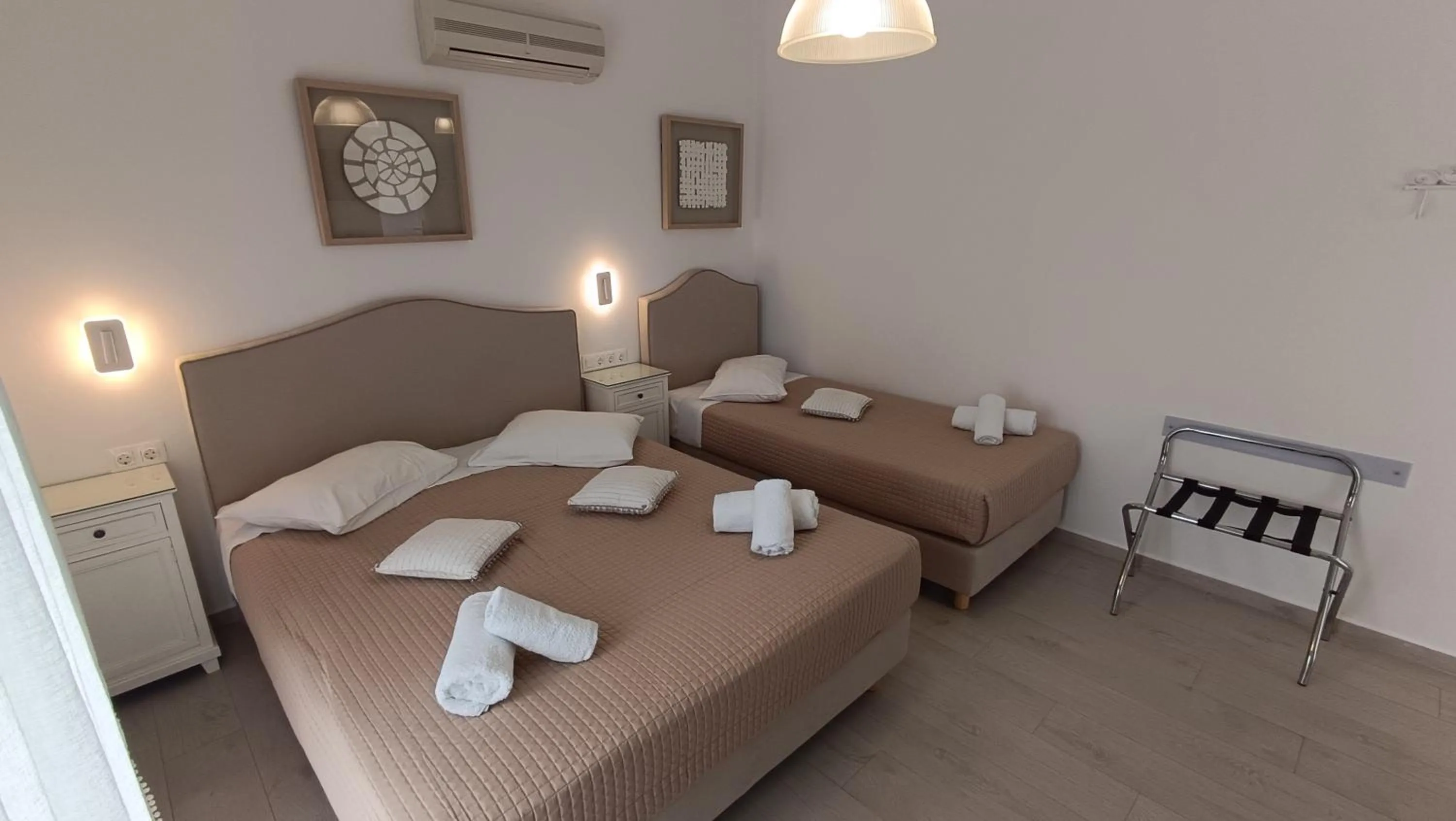 Bed in Cyclades Studios