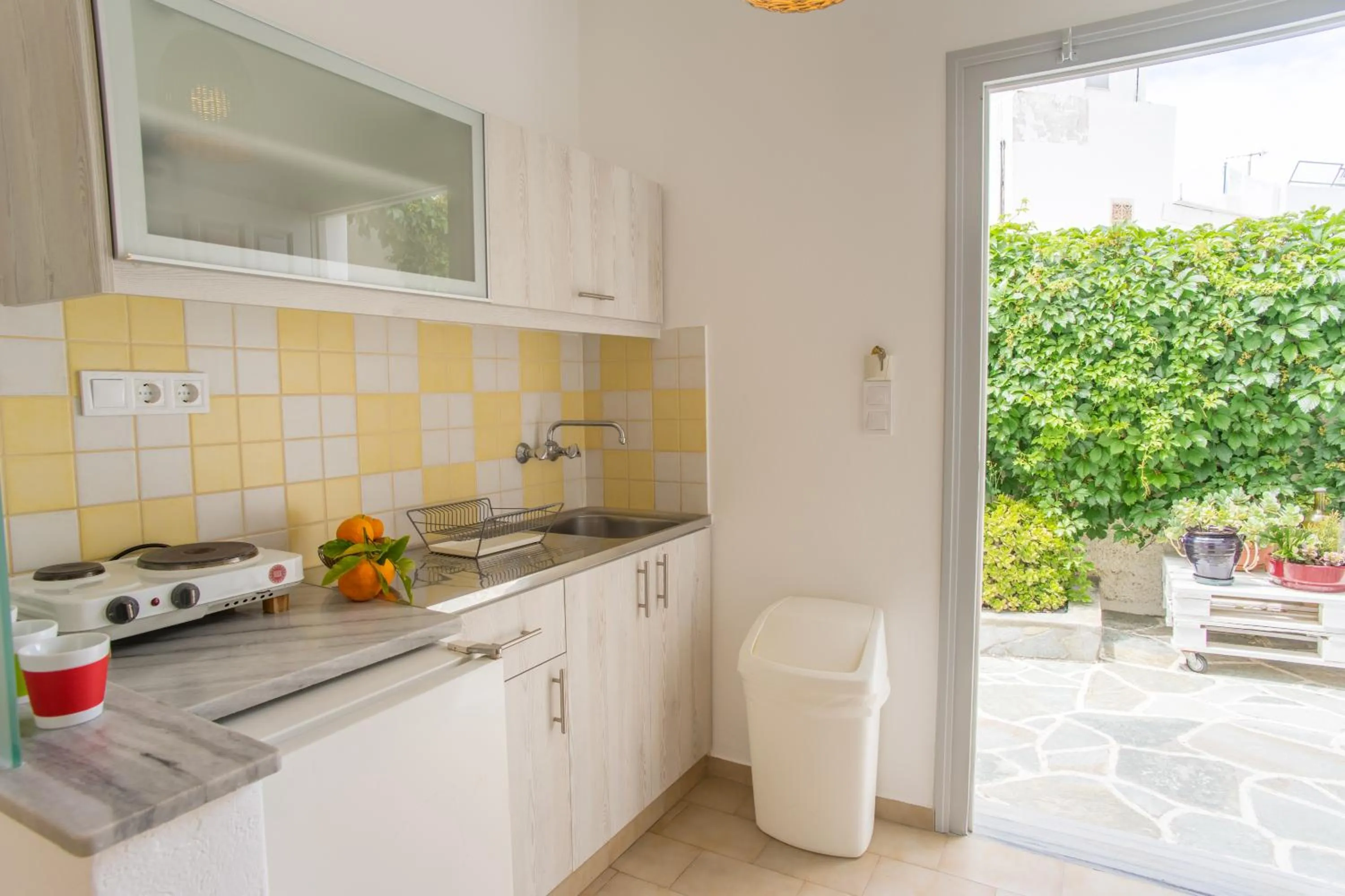 Kitchen or kitchenette in Cyclades Studios
