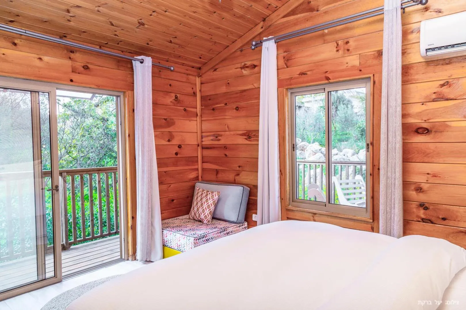 Balcony/Terrace, Bed in Vibe Naftali Estate