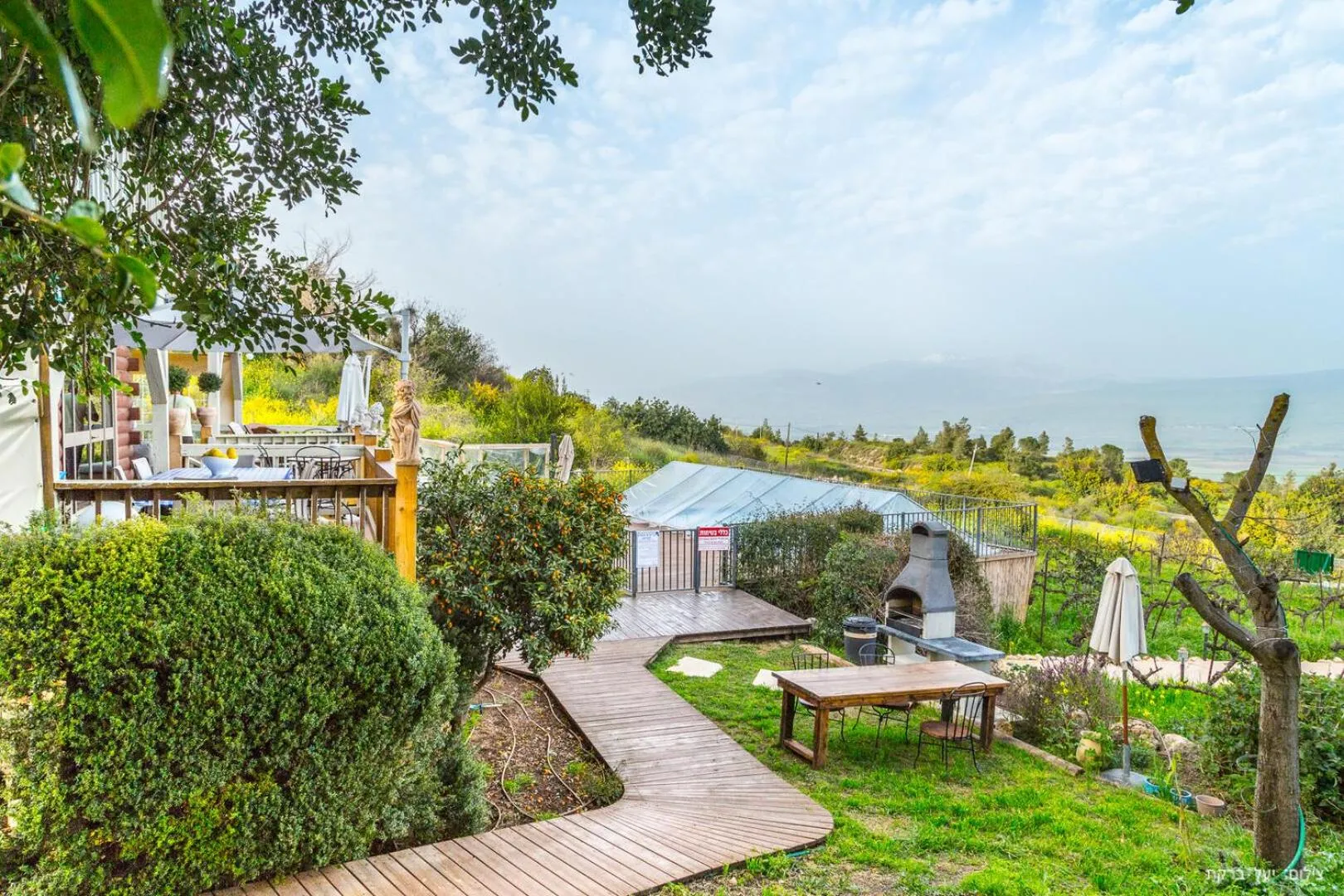 Garden in Vibe Naftali Estate