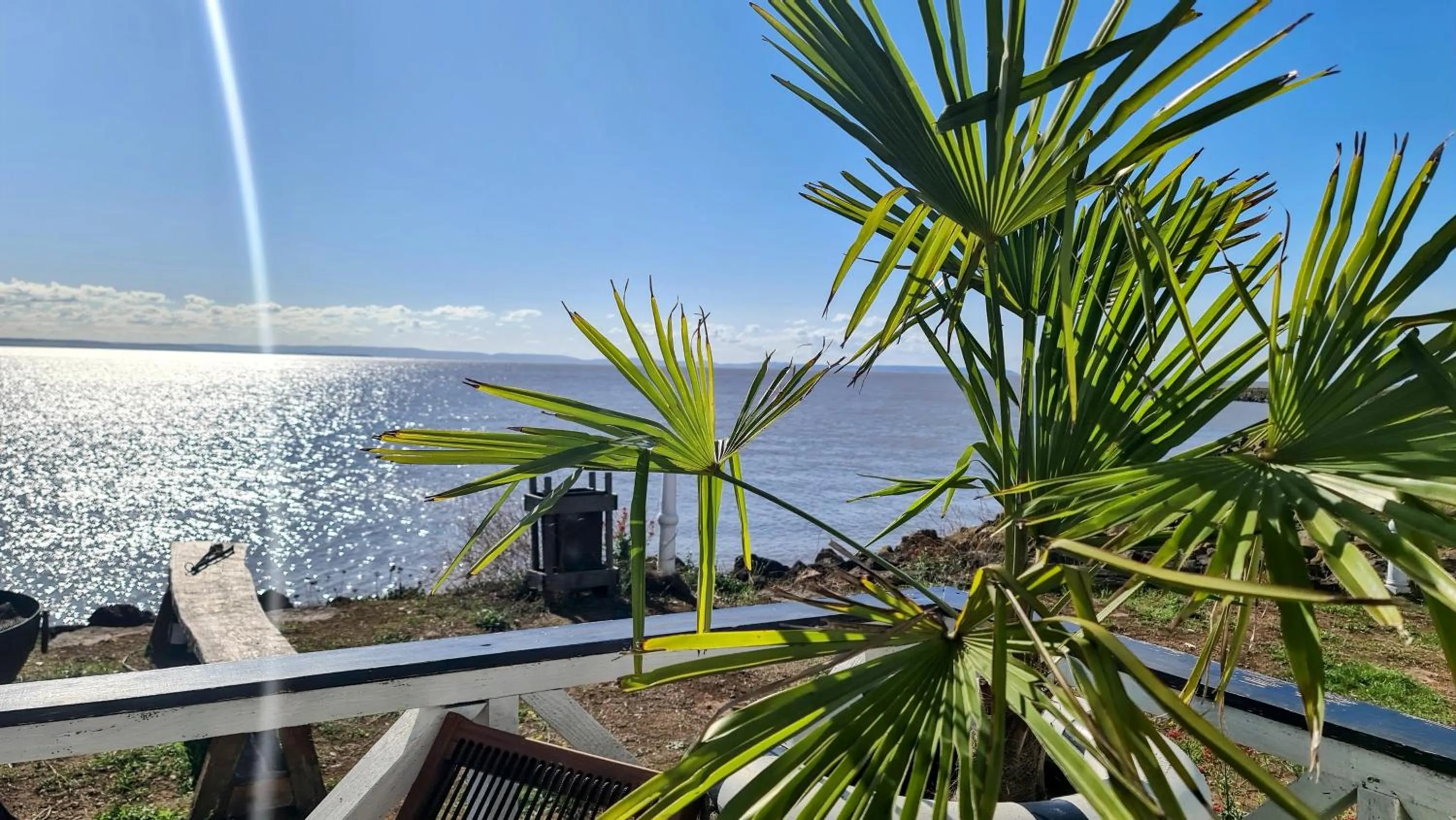 Sea view in The West Usk Lighthouse Lightkeepers Lodge