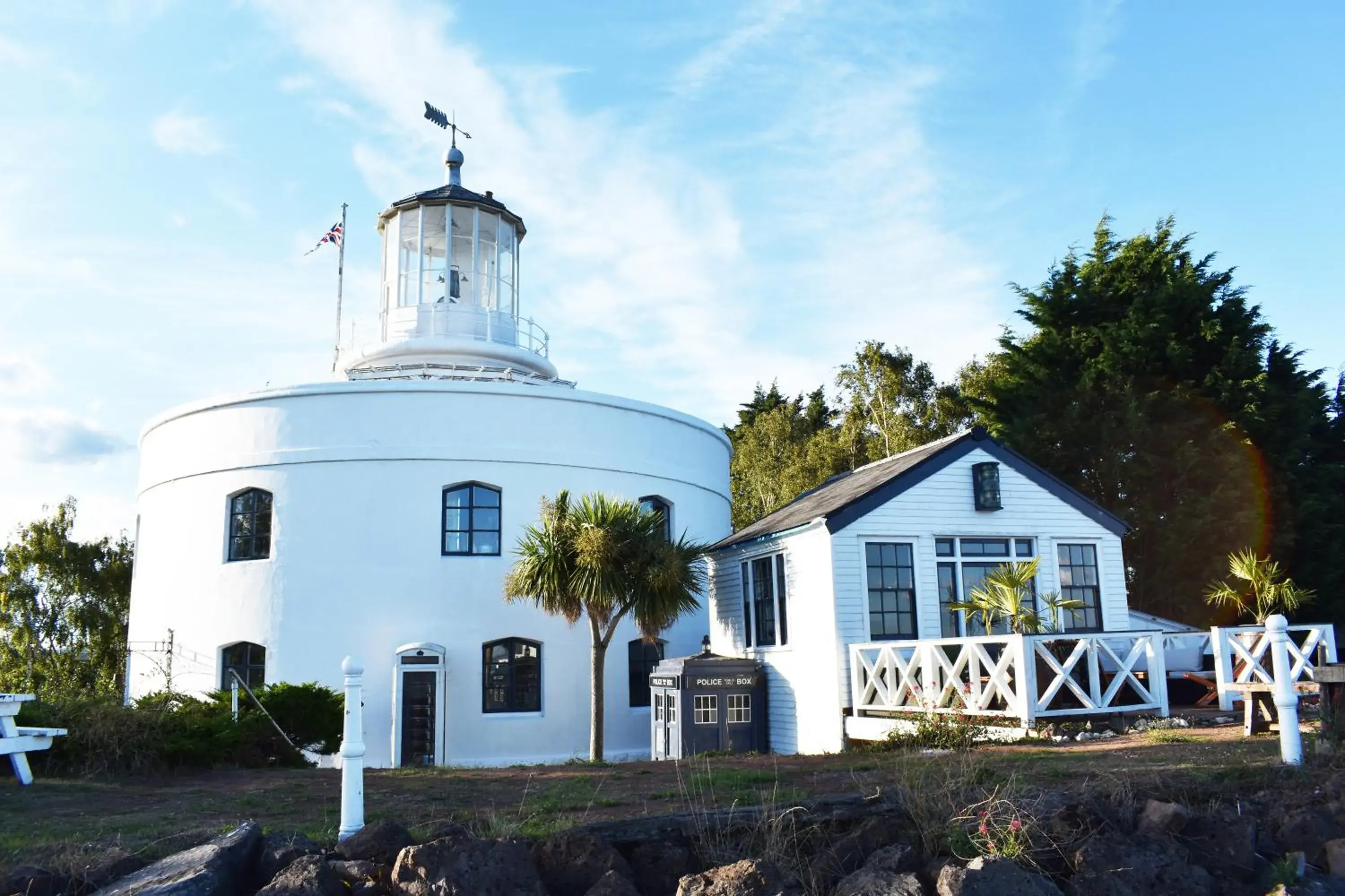 The West Usk Lighthouse Lightkeepers Lodge The West Usk Lighthouse Lightkeepers Lodge
