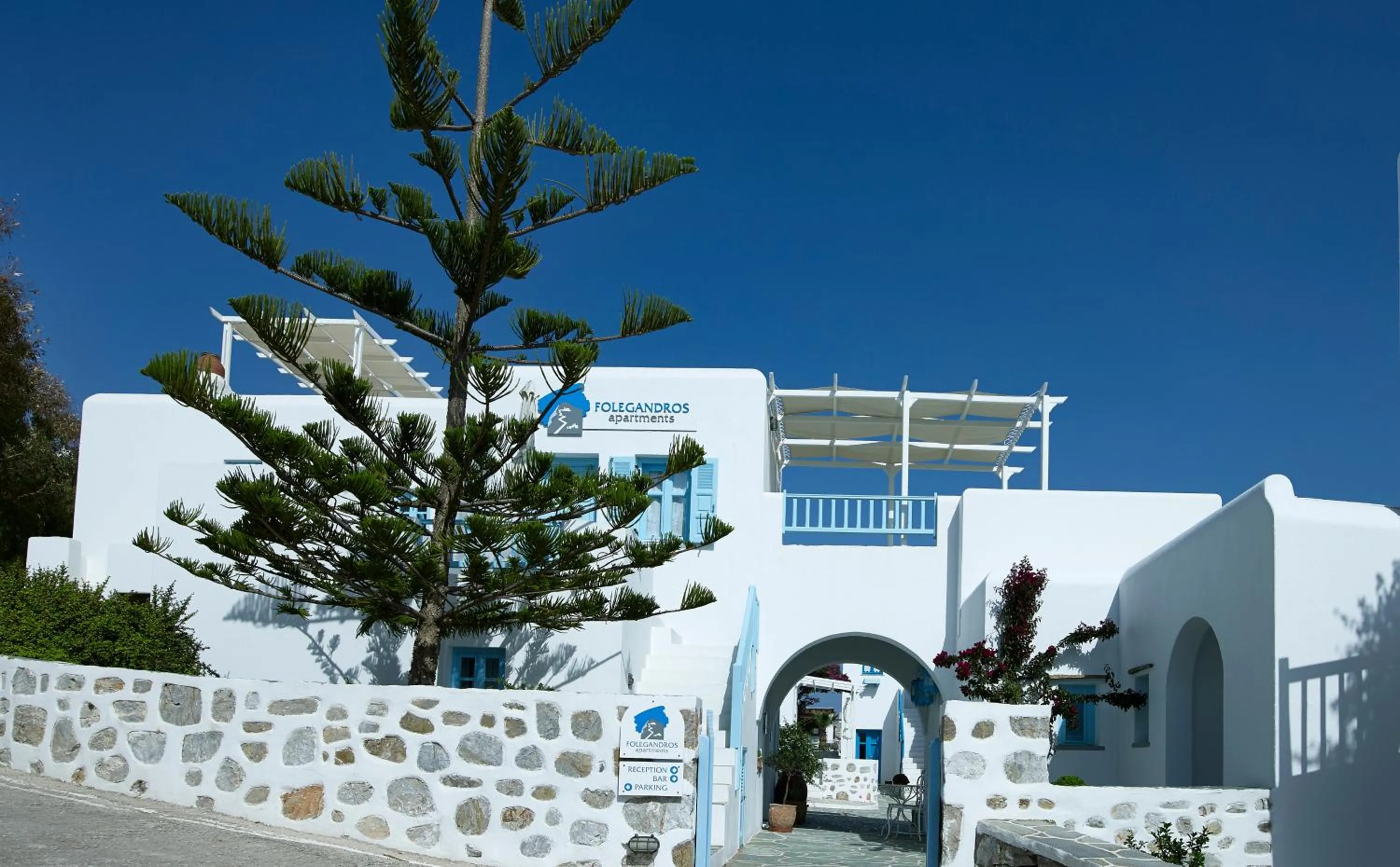 Folegandros Apartments