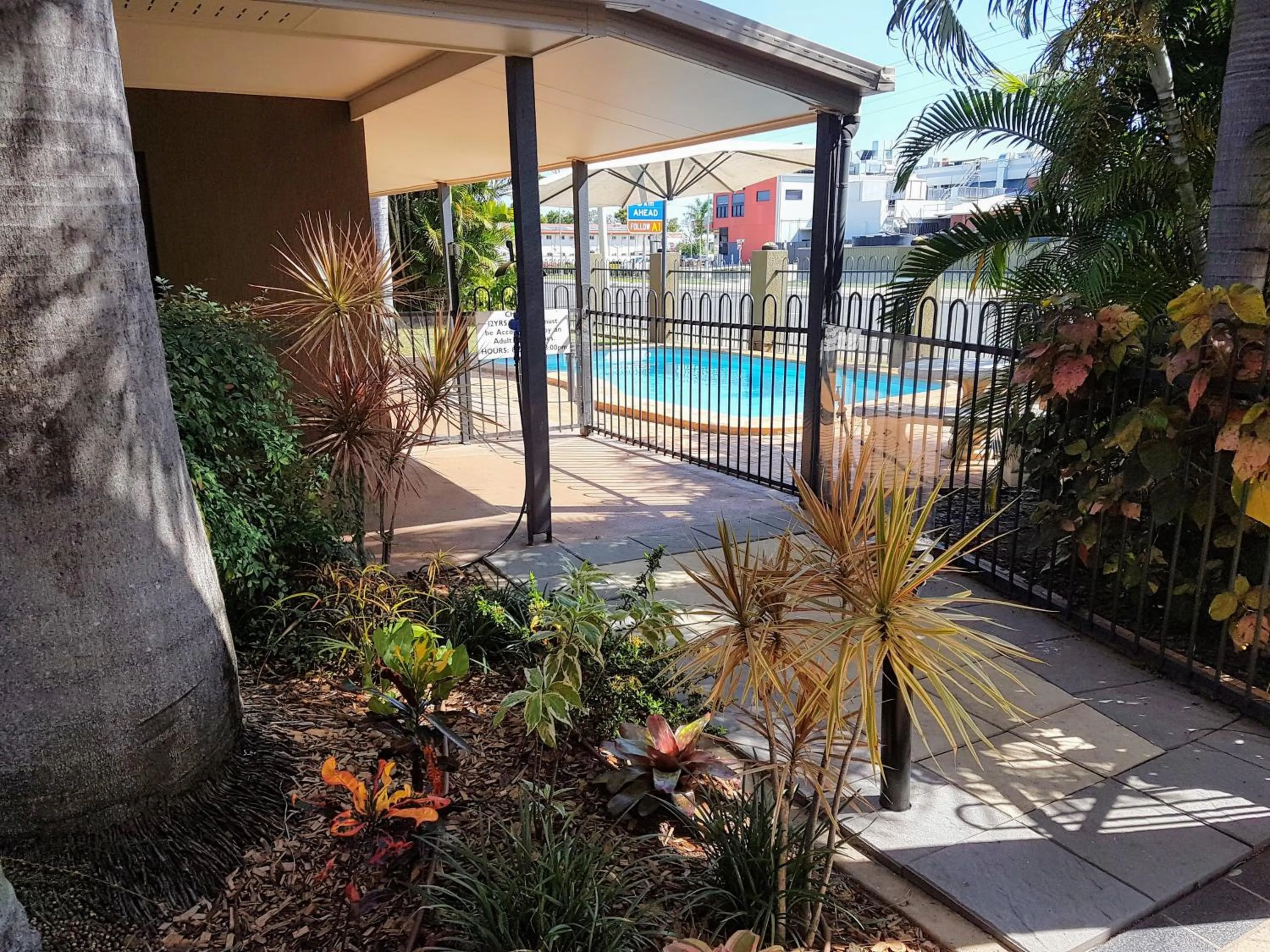 Garden in Rockhampton Palms Motor Inn