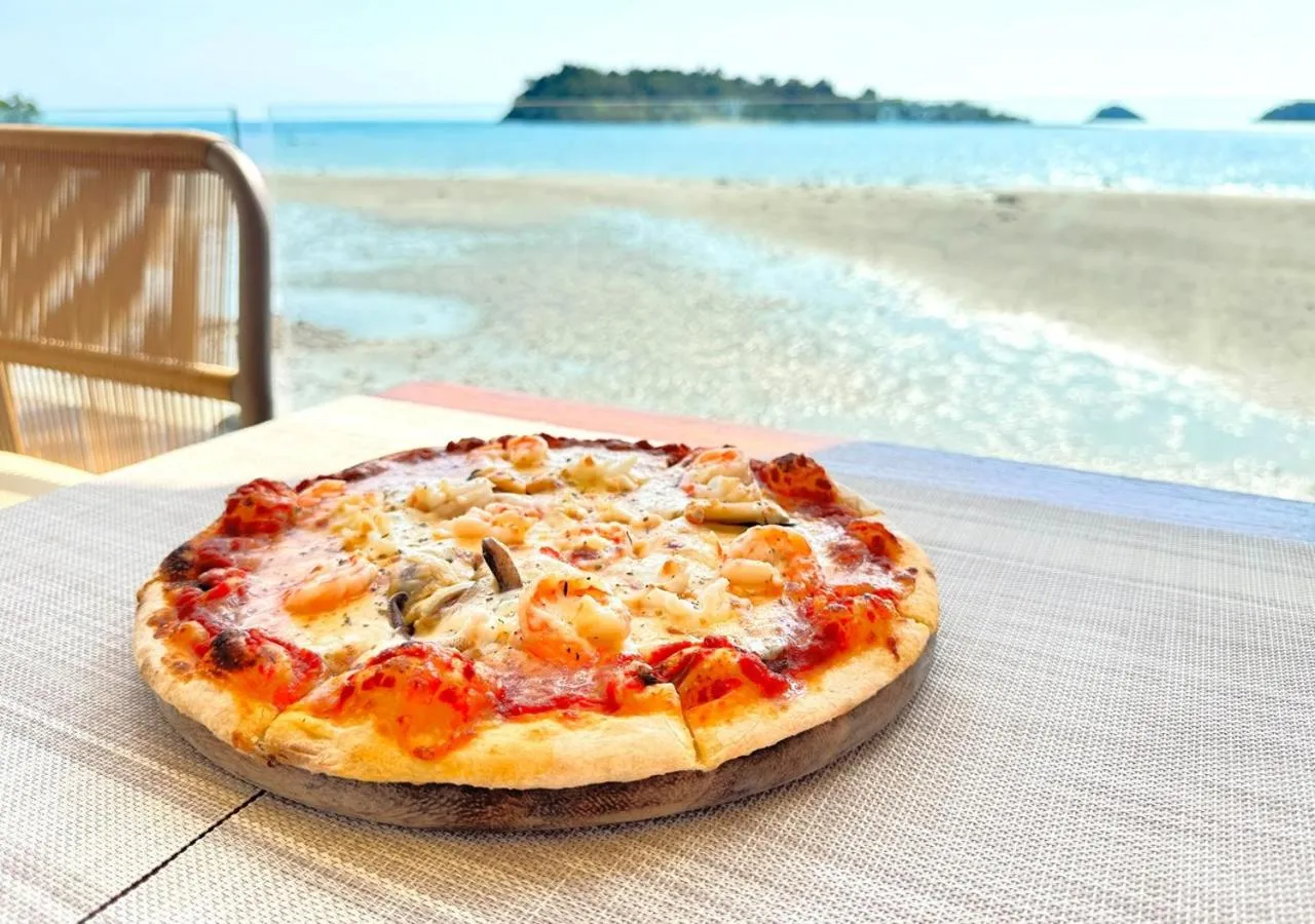 Restaurant/places to eat in SYLVAN Koh Chang