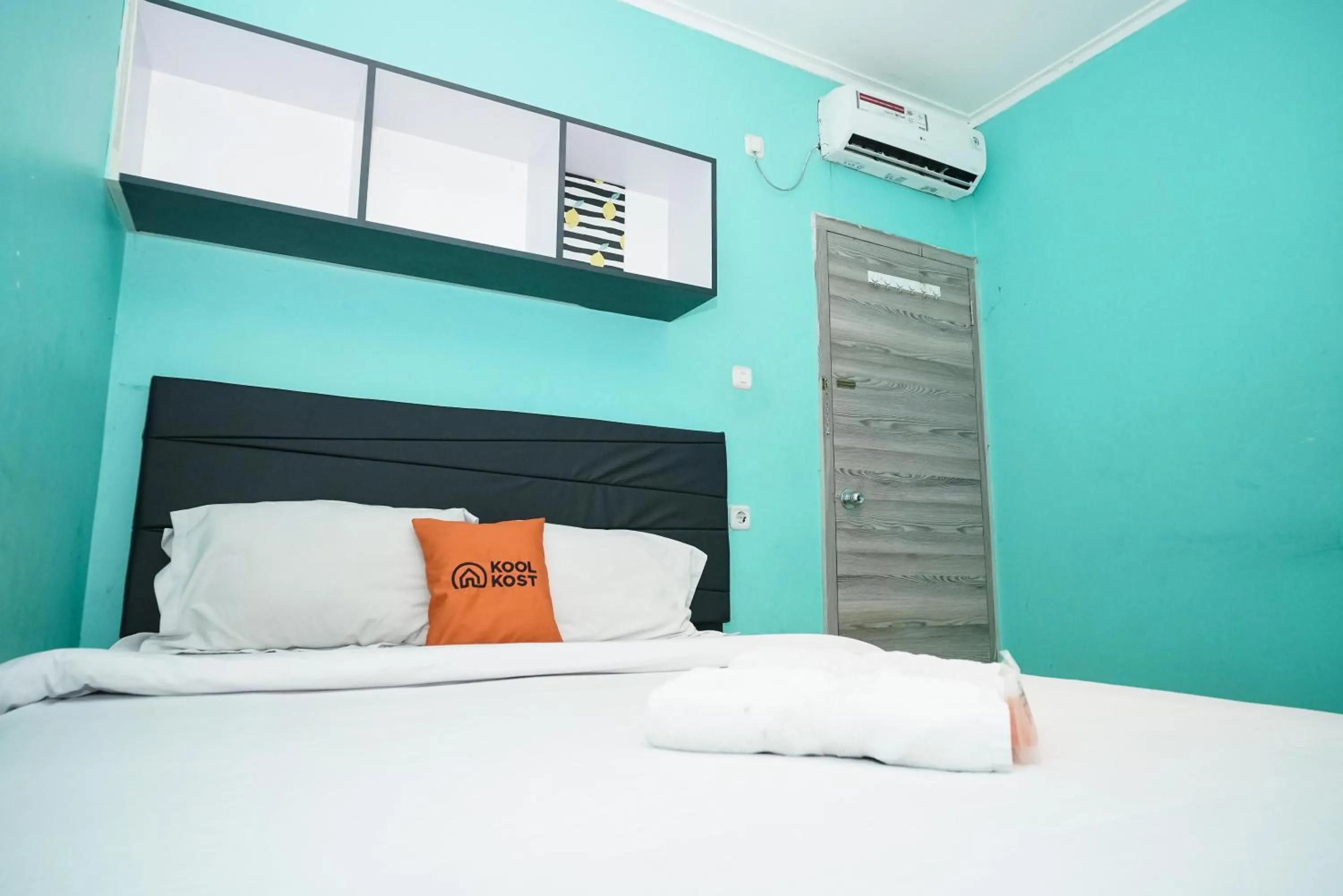 Bedroom in KoolKost near Universitas BINUS Anggrek