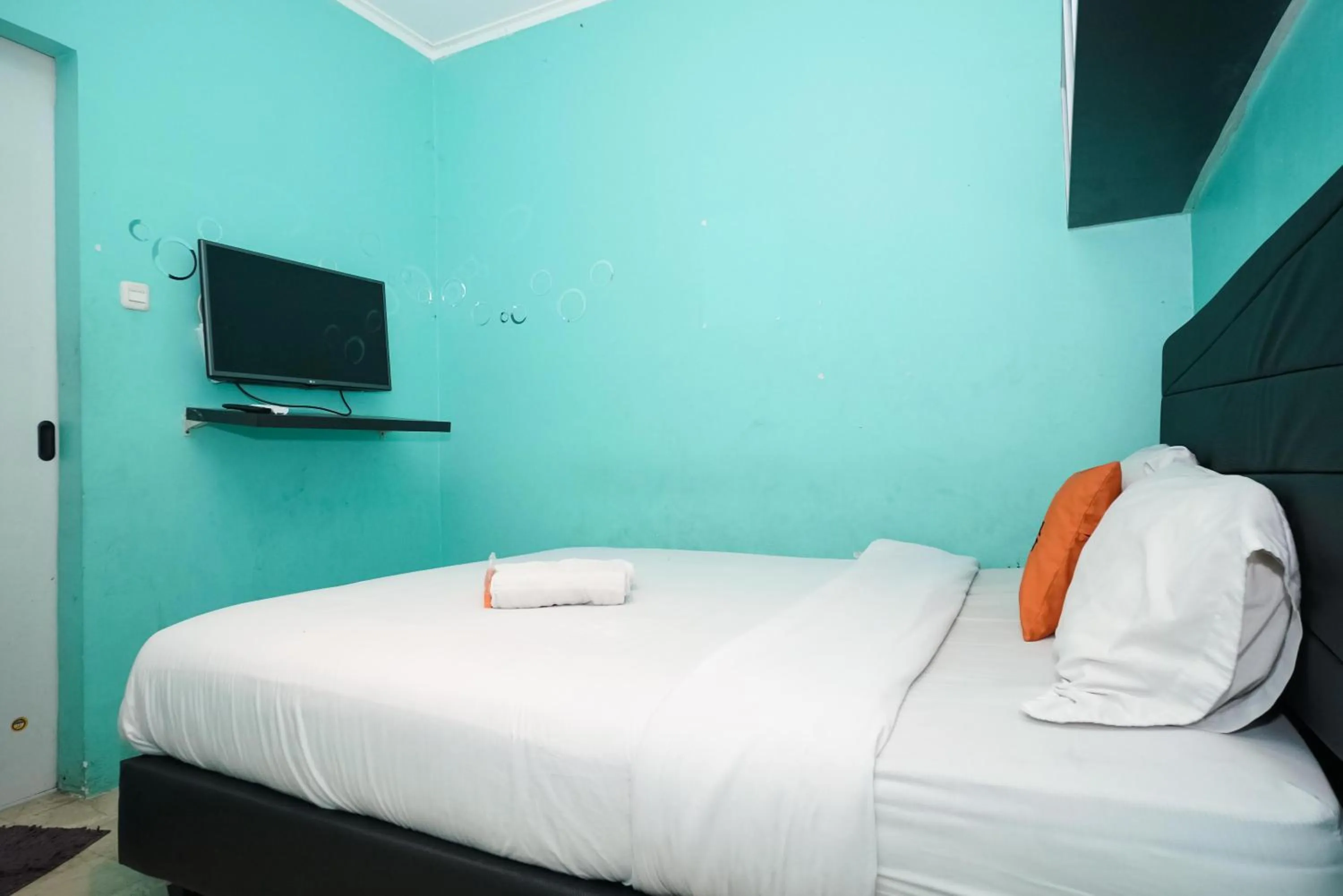 Bedroom in KoolKost near Universitas BINUS Anggrek