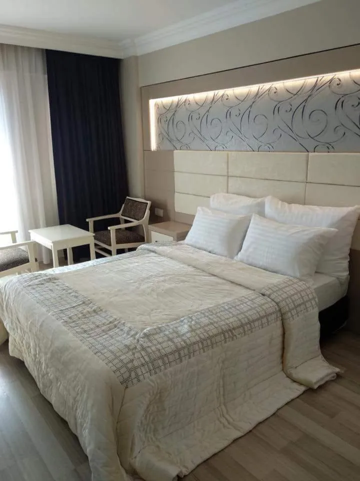 Bed in Mendos Garden Exclusive Hotel Fethiye