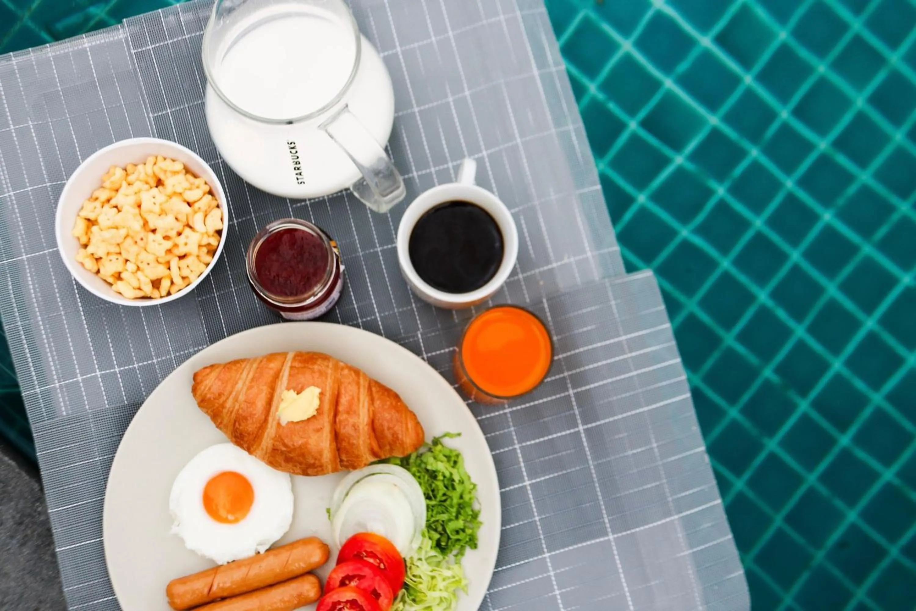 Food and drinks in SCN Resort and Spa Rayong