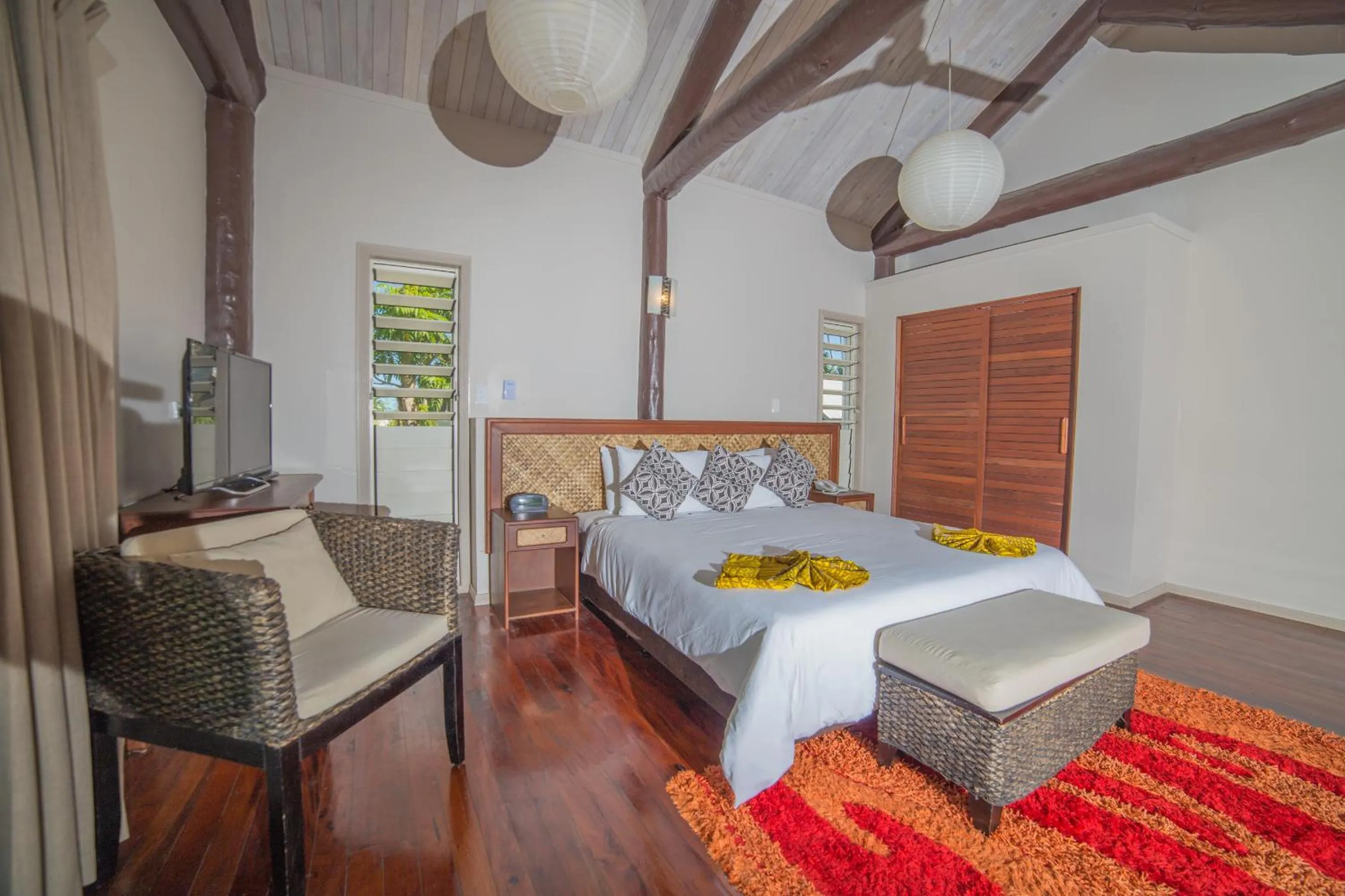 Bed in Saletoga Sands Resort & Spa