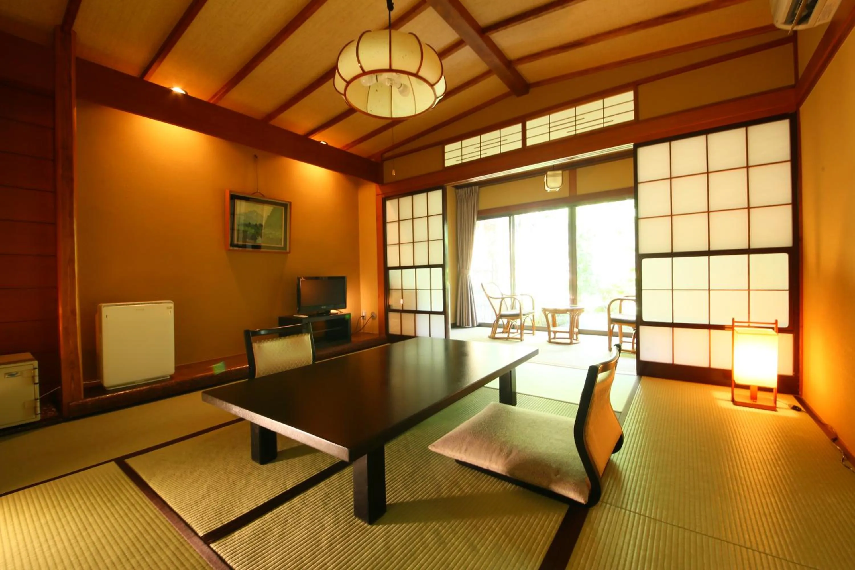 Photo of the whole room in Izumiya Zenbe