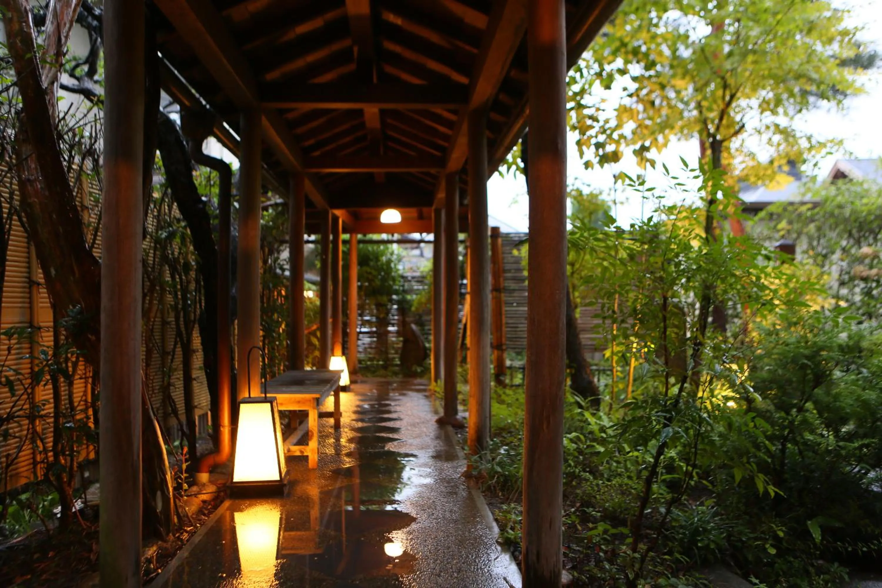 Decorative detail in Izumiya Zenbe