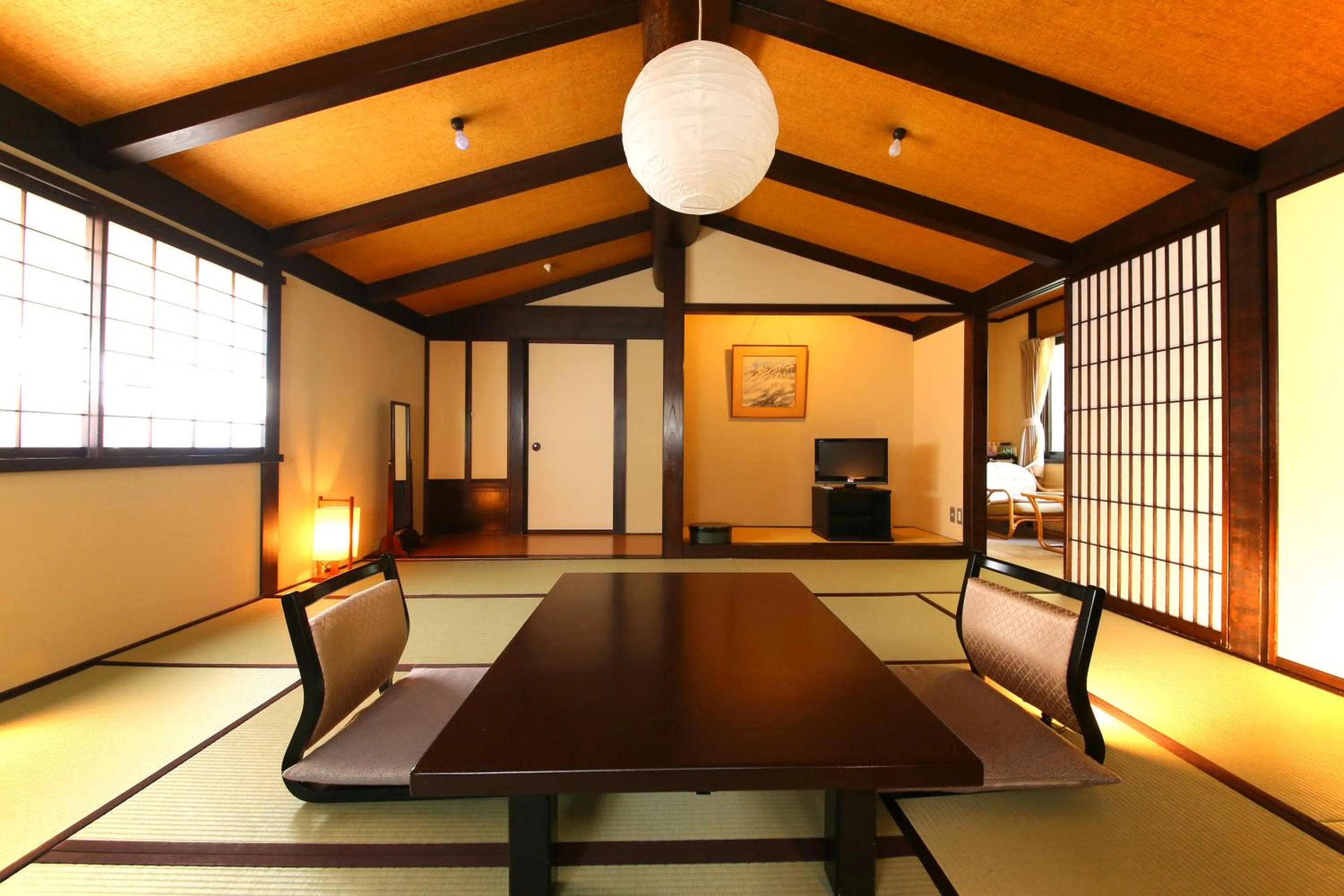 Photo of the whole room in Izumiya Zenbe