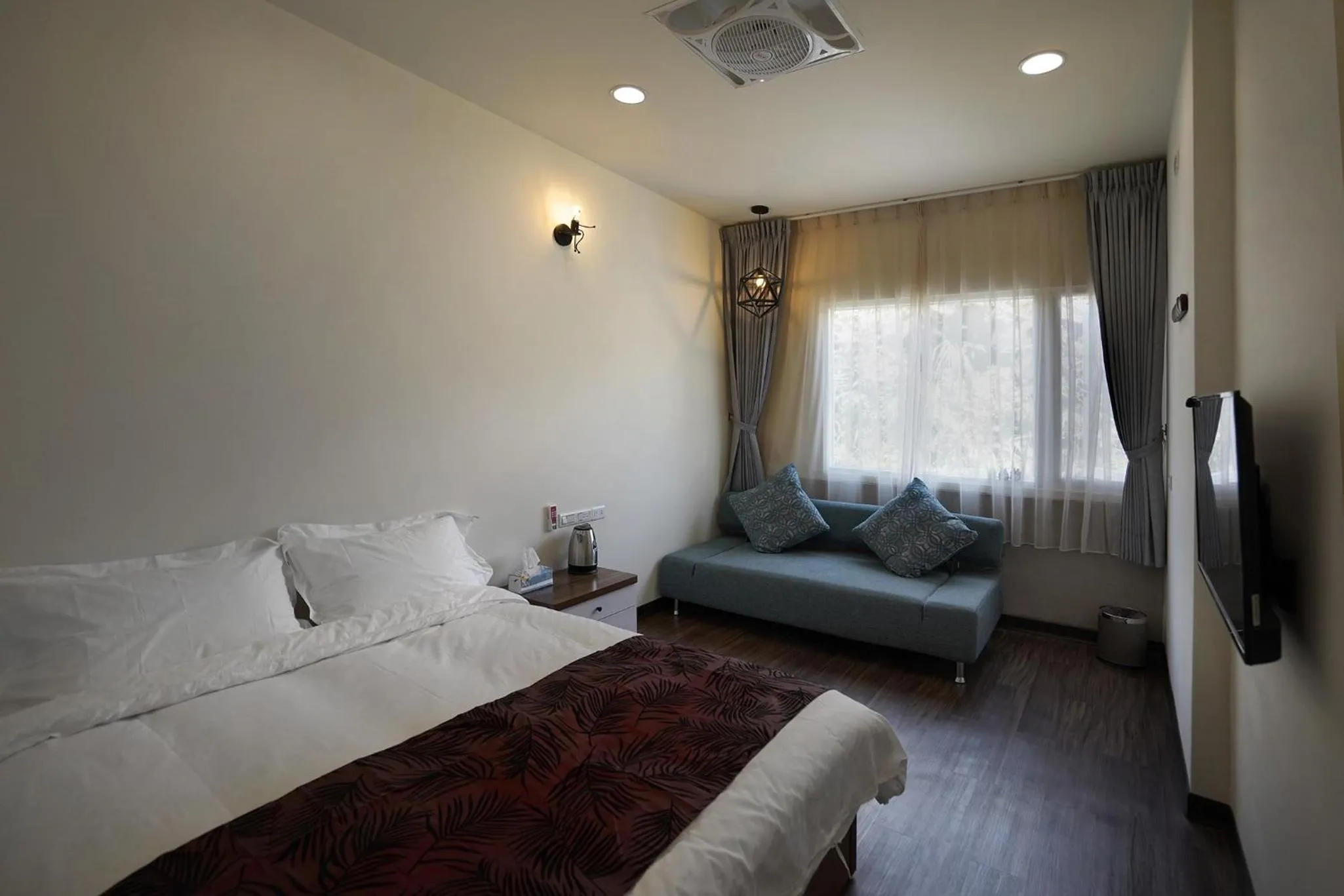 Bed in SunSweet House