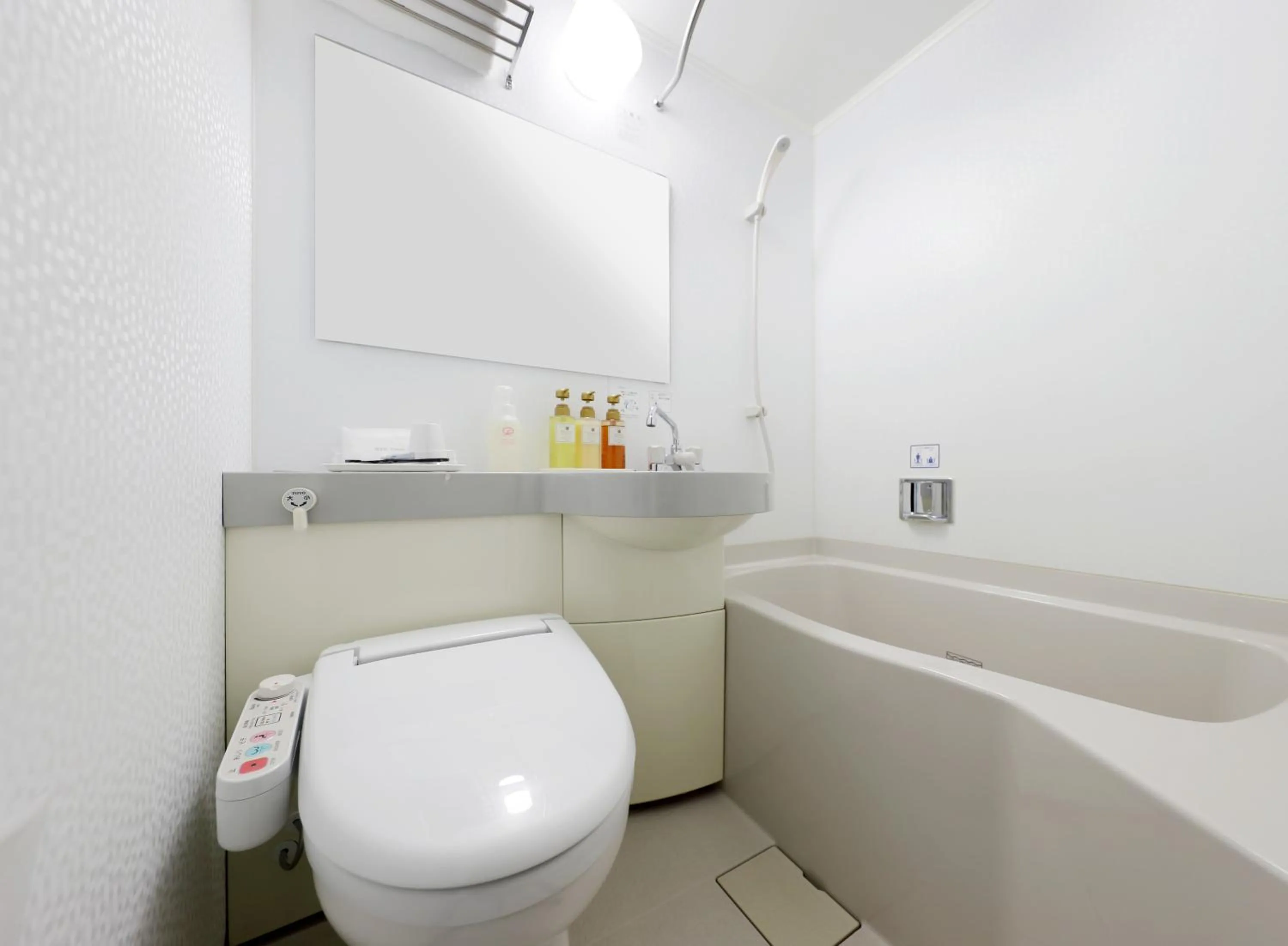Bathroom in Keio Presso Inn Gotanda
