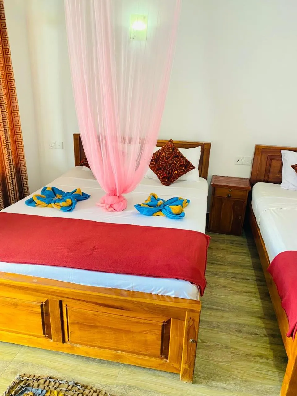 Bed in Pleasant Peak